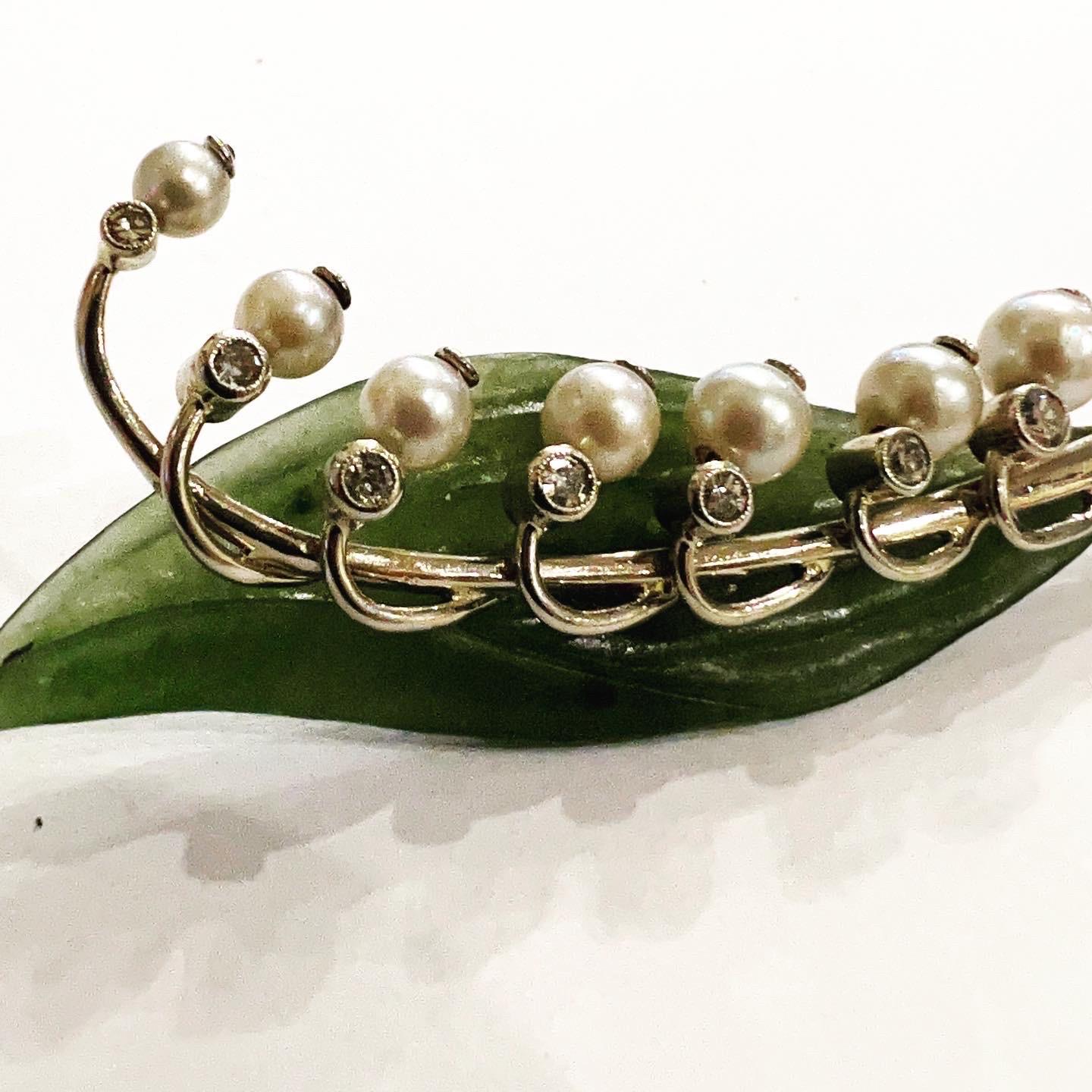Old European Cut 1950s Austrian Nephrite jade 14K Gold Diamonds Pearls Lily of the Valley Brooch For Sale