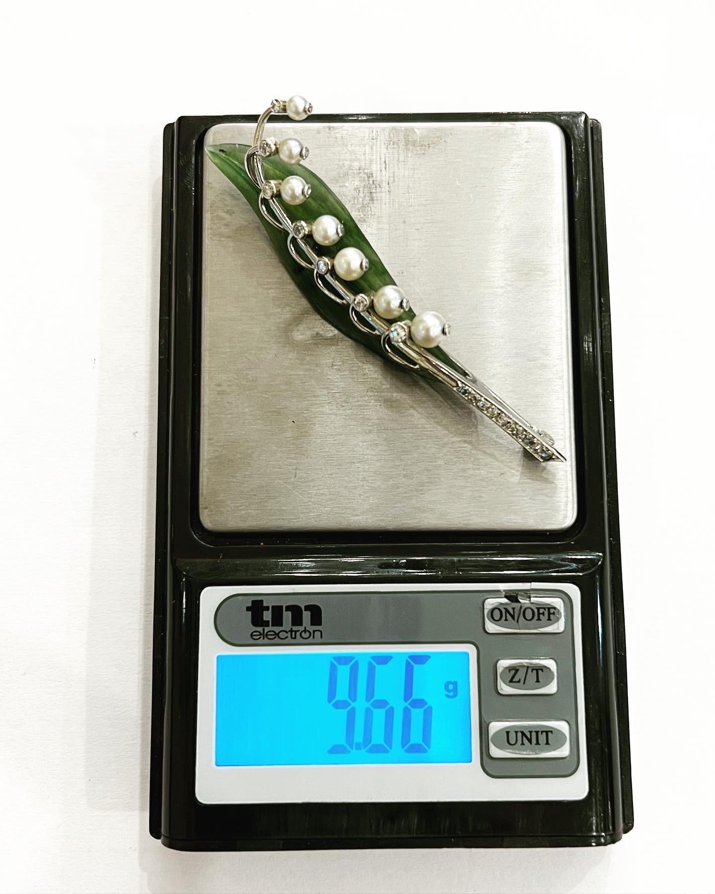 1950s Austrian Nephrite jade 14K Gold Diamonds Pearls Lily of the Valley Brooch For Sale 2