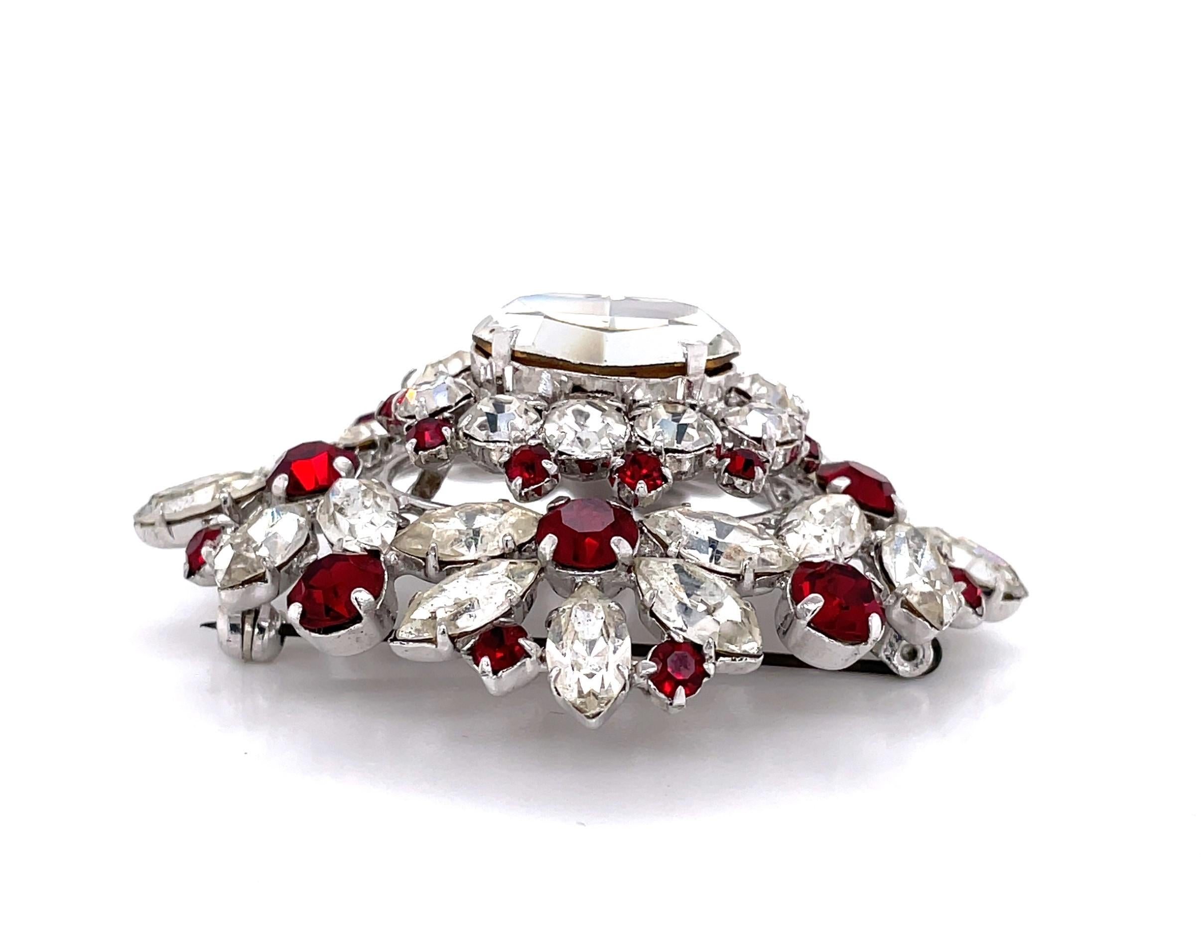 1950's Austrian Rhinestone Collectable Brooch In Good Condition For Sale In Mount Kisco, NY