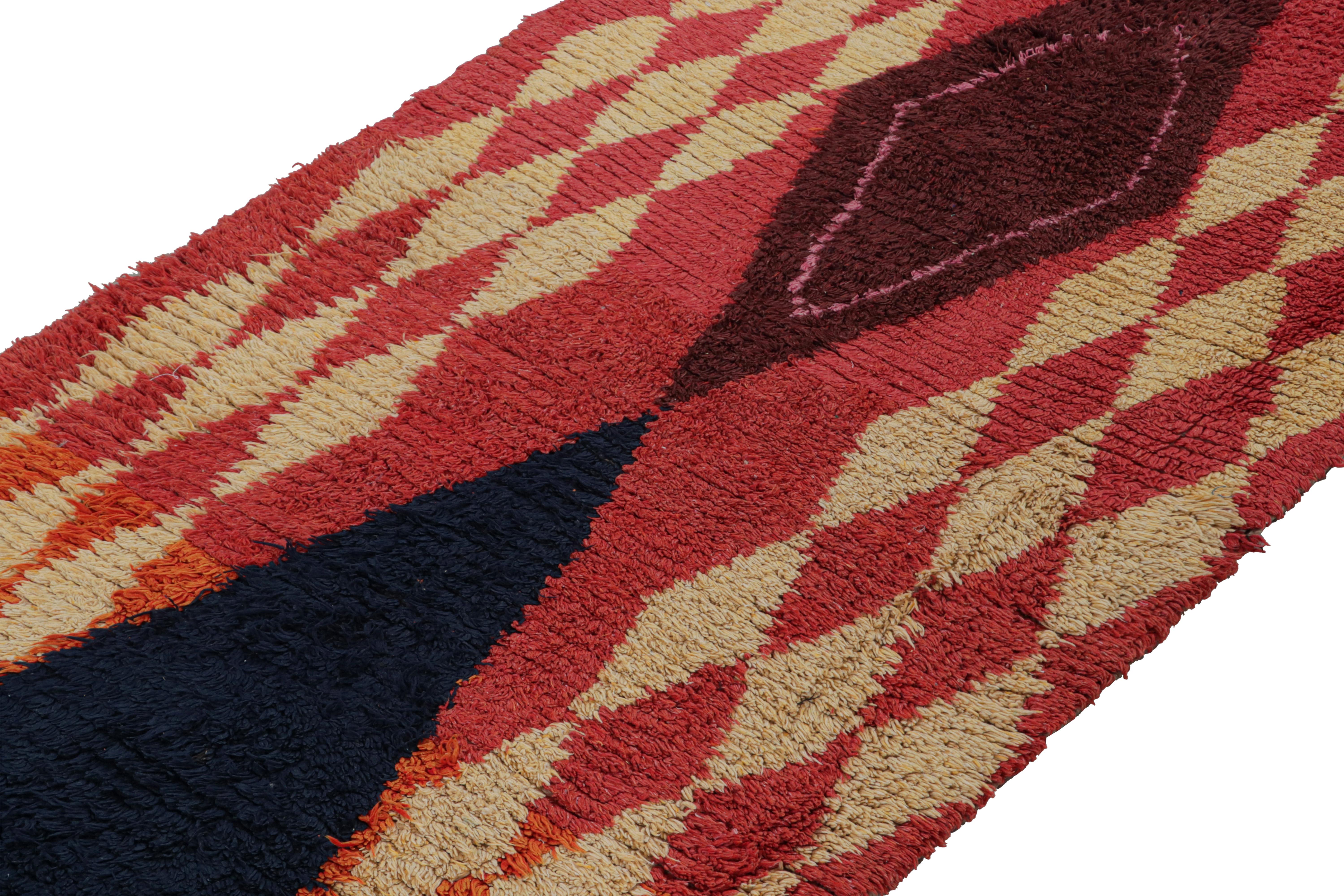 1950s Azilal Moroccan runner rug in Polychromatic Tribal Patterns by Rug & Kilim In Good Condition For Sale In Long Island City, NY