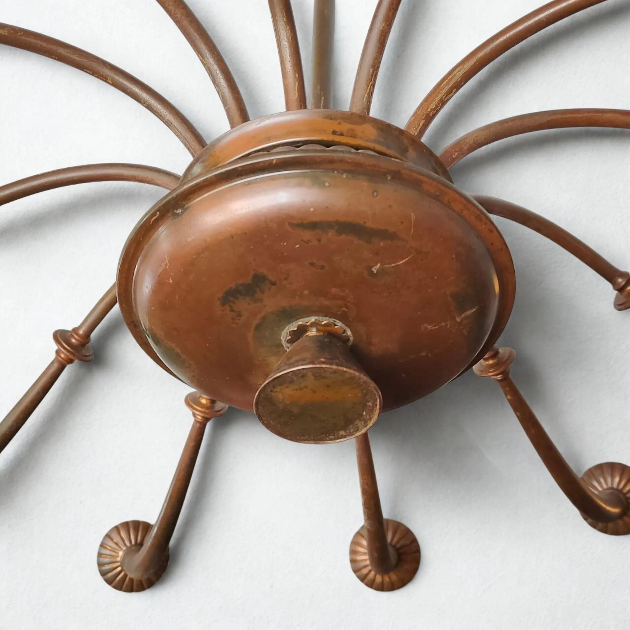 Araña de latón de 12 luces Azucena, moderna de mediados de siglo, 1950, de Caccia Dominioni Moderno de mediados de siglo en venta