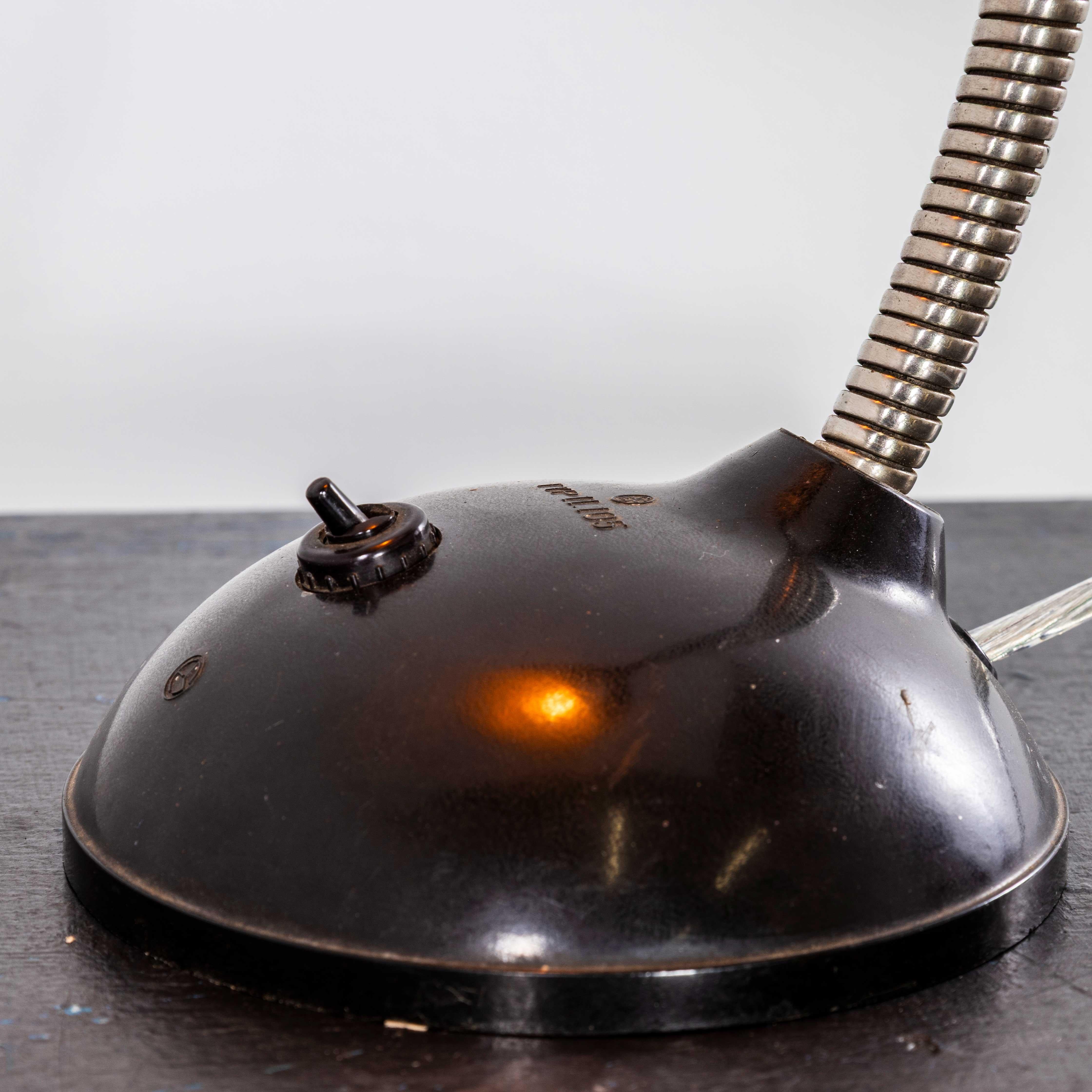 1950's Bakelite Early Flexible Desk Lamp For Sale 1