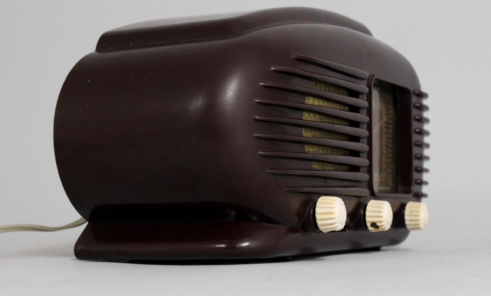 Czech 1950s Bakelite Talisman Radio by Tesla