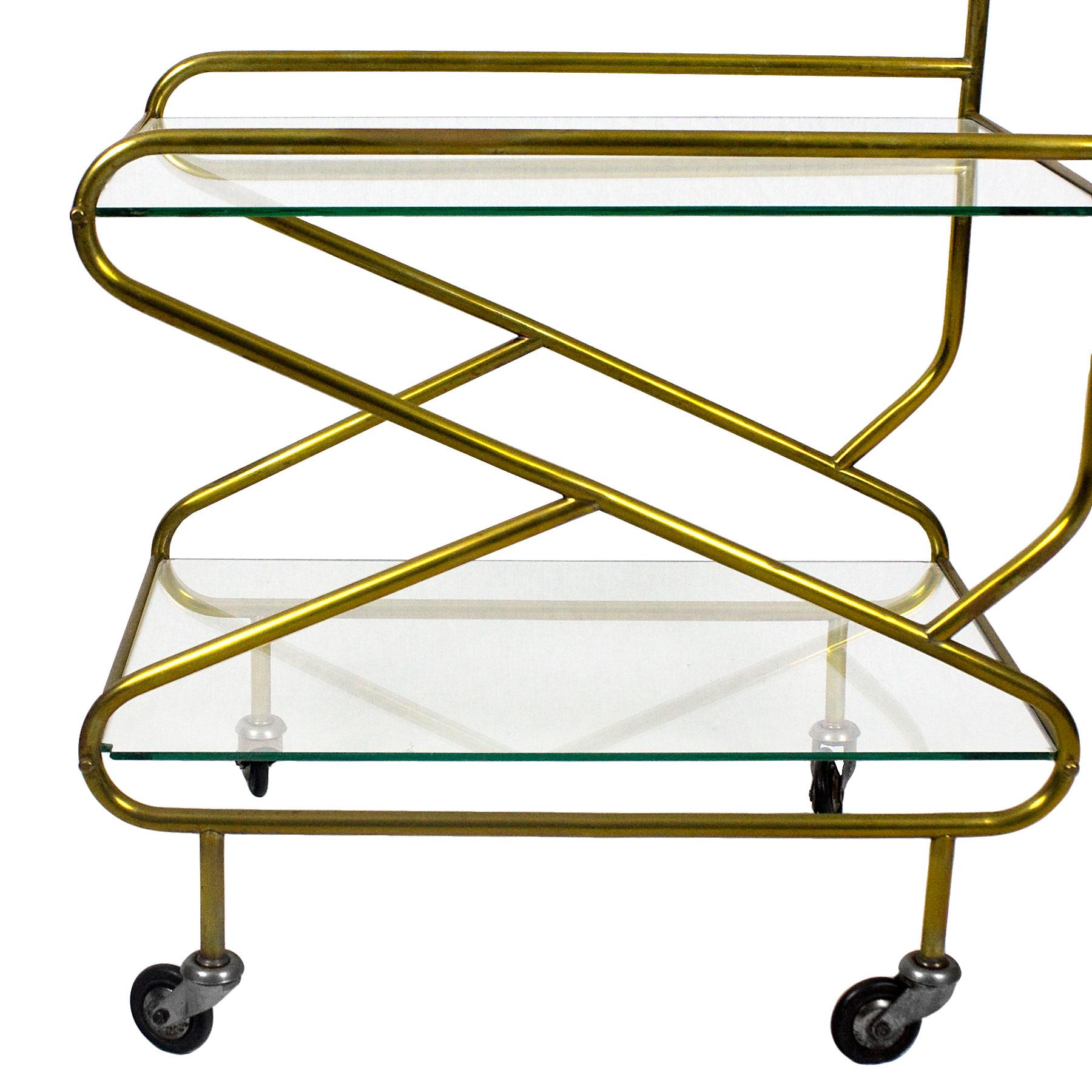Chariot de bar moderne du milieu du siècle en laiton massif, verres d'origine - France en vente 1