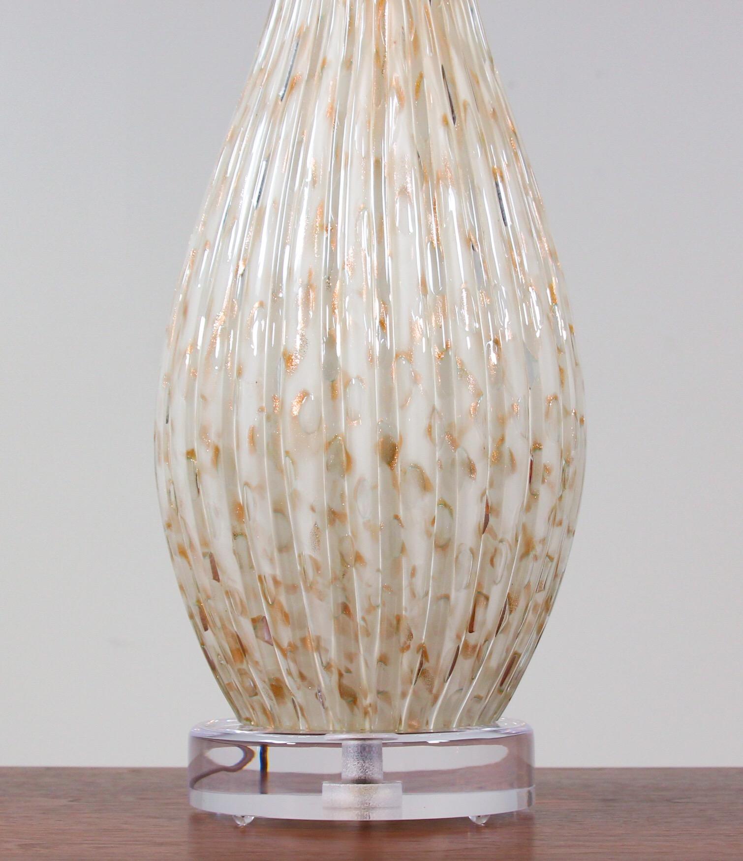 Mid-Century Modern 1950s Barbini Murano Bullicante Glass Lamps, a Pair For Sale