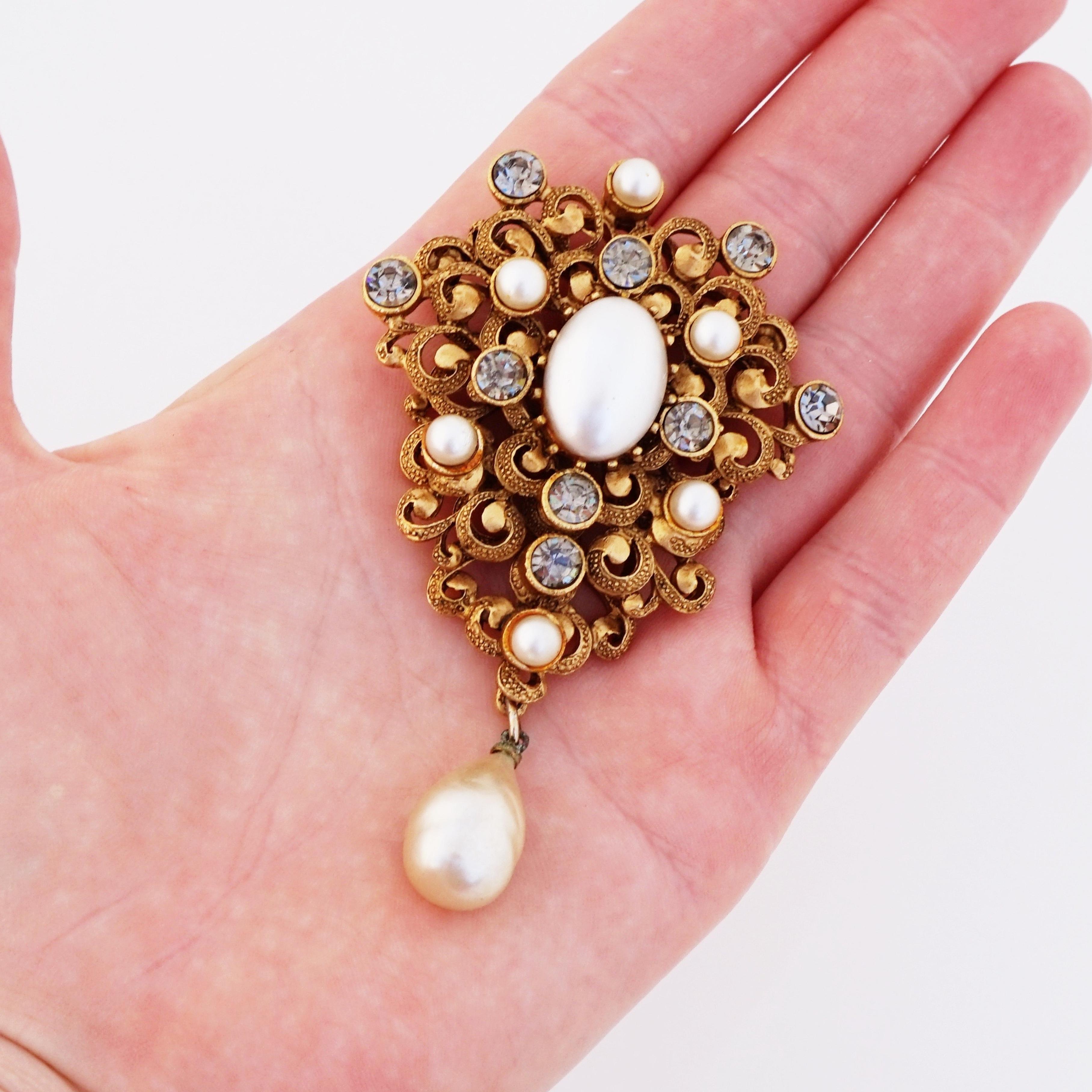 1950s Baroque Gilded Scrolls Brooch With Faux Pearls & Rhinestones By Corocraft 1