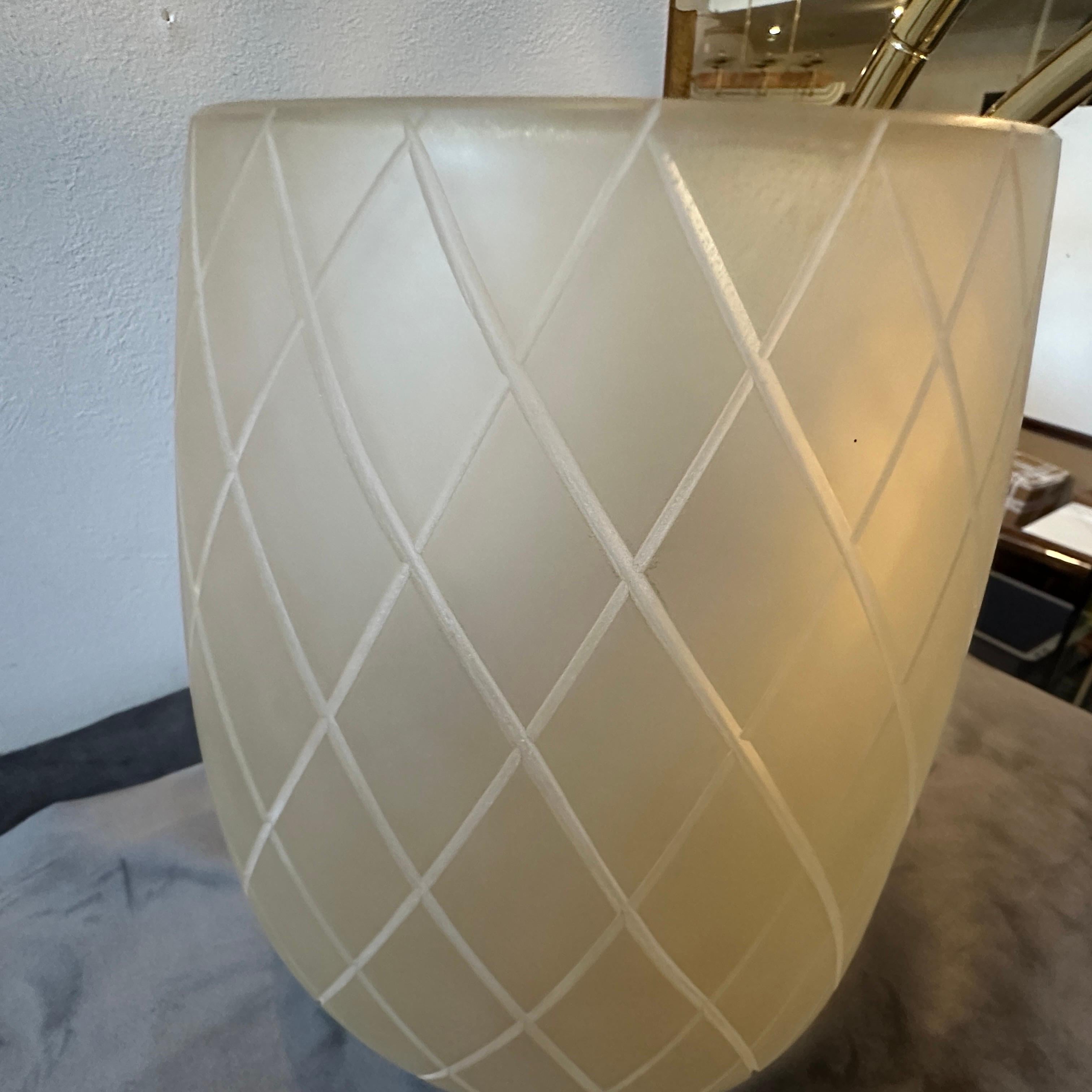 1950s Barovier Style Mid-Century Modern Gold and Clear Murano Glass Vase For Sale 1