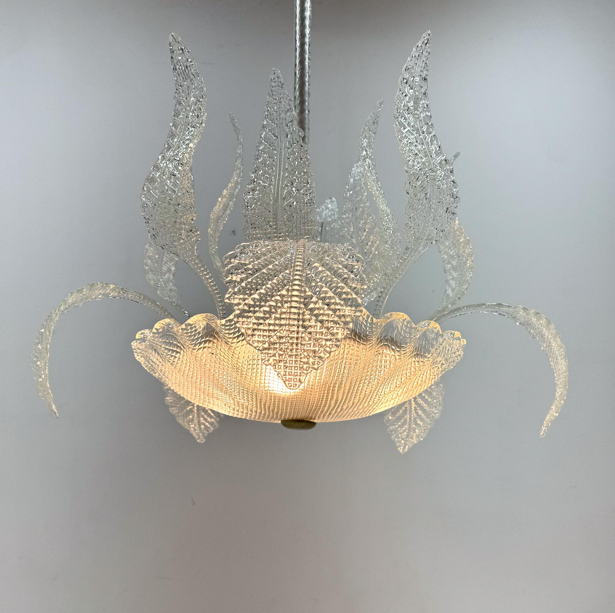 1950's Barovier & Toso Murano Glass and Brass Chandelier  For Sale 3