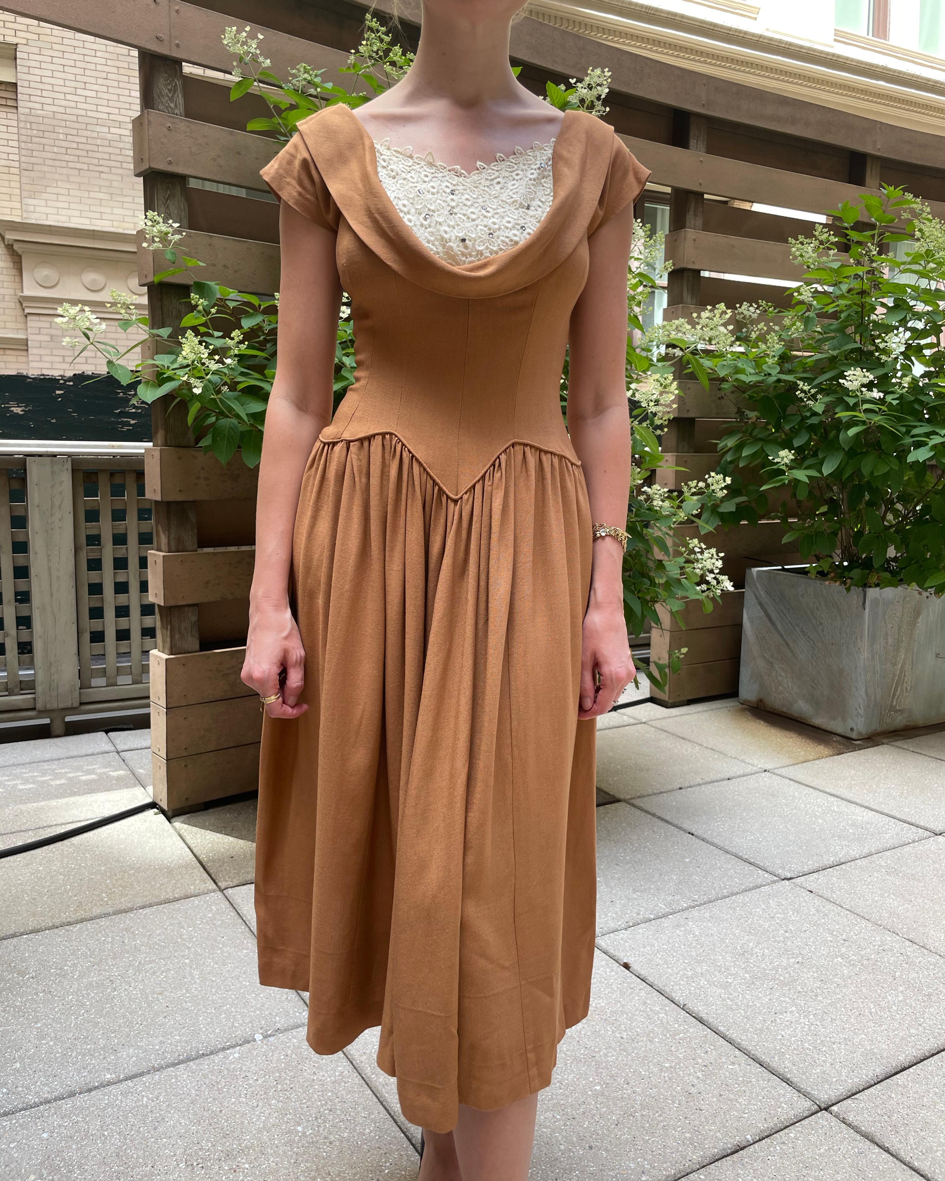1950s Basque Waist Princess Cut Dress In Excellent Condition In New York, NY