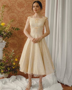 1950s BATEAU-NECKLINE CREAM LACE FIT AND FLARE DRESS