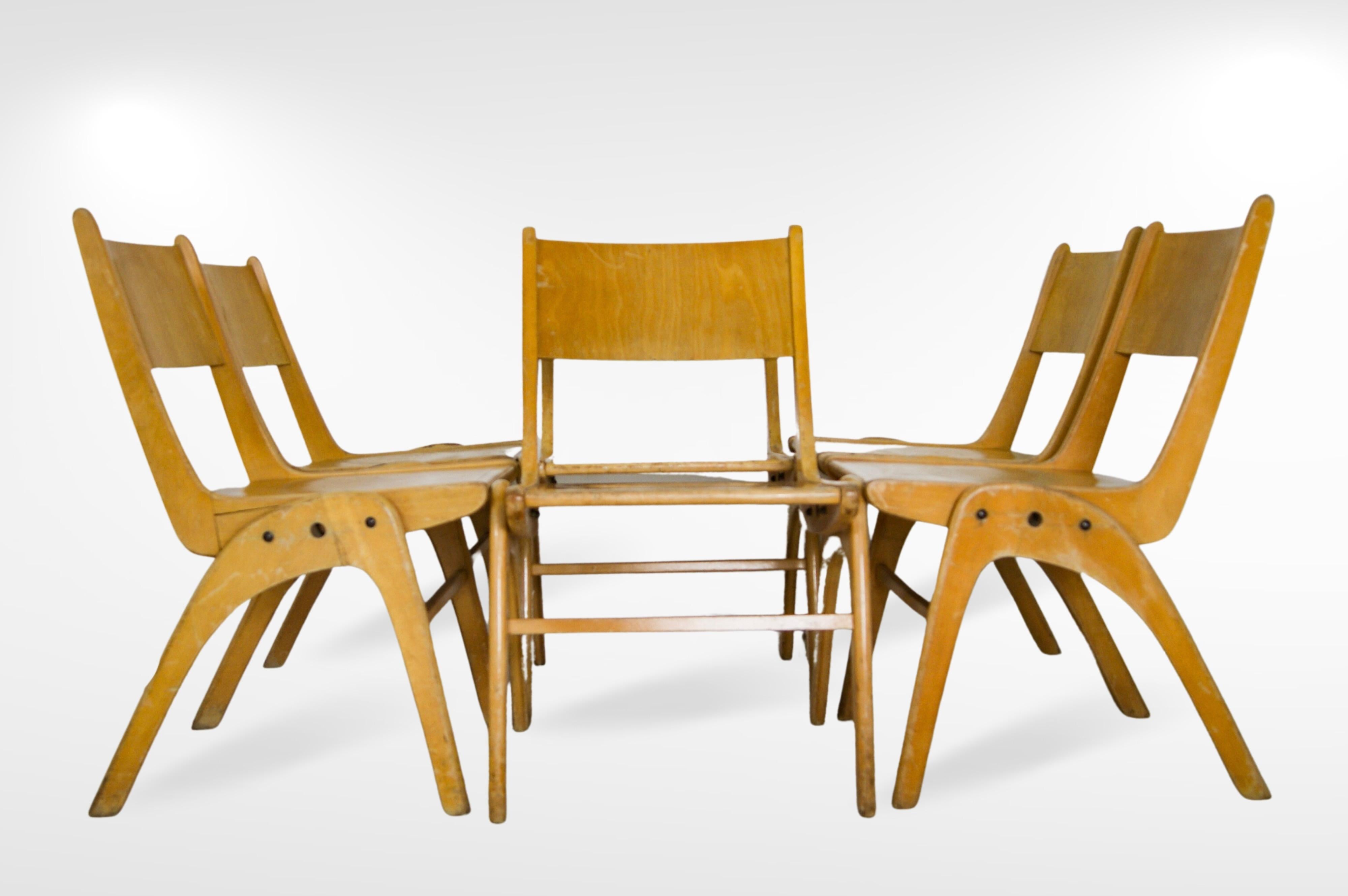 Travail du bois 1950s Bauhaus Era Muster Casala Beech Stacking Dining Chairs Set of 6 en vente