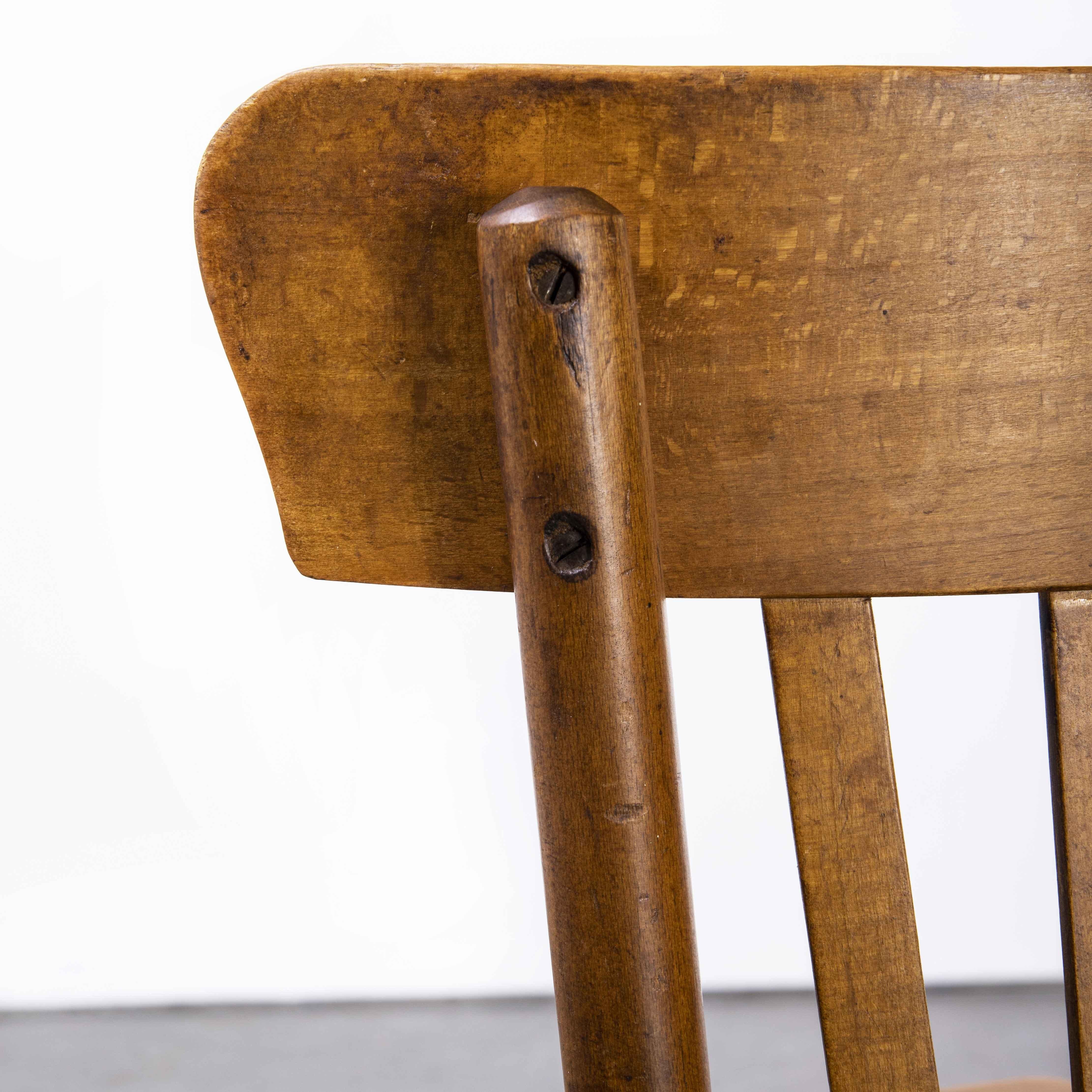 1950’s Baumann bentwood bistro dining chair – honey – set of seven

1950’s Baumann bentwood bistro dining chair – honey – set of seven. Classic Beech bistro chair made in France by the maker Baumann. Baumann is a slightly off the radar French