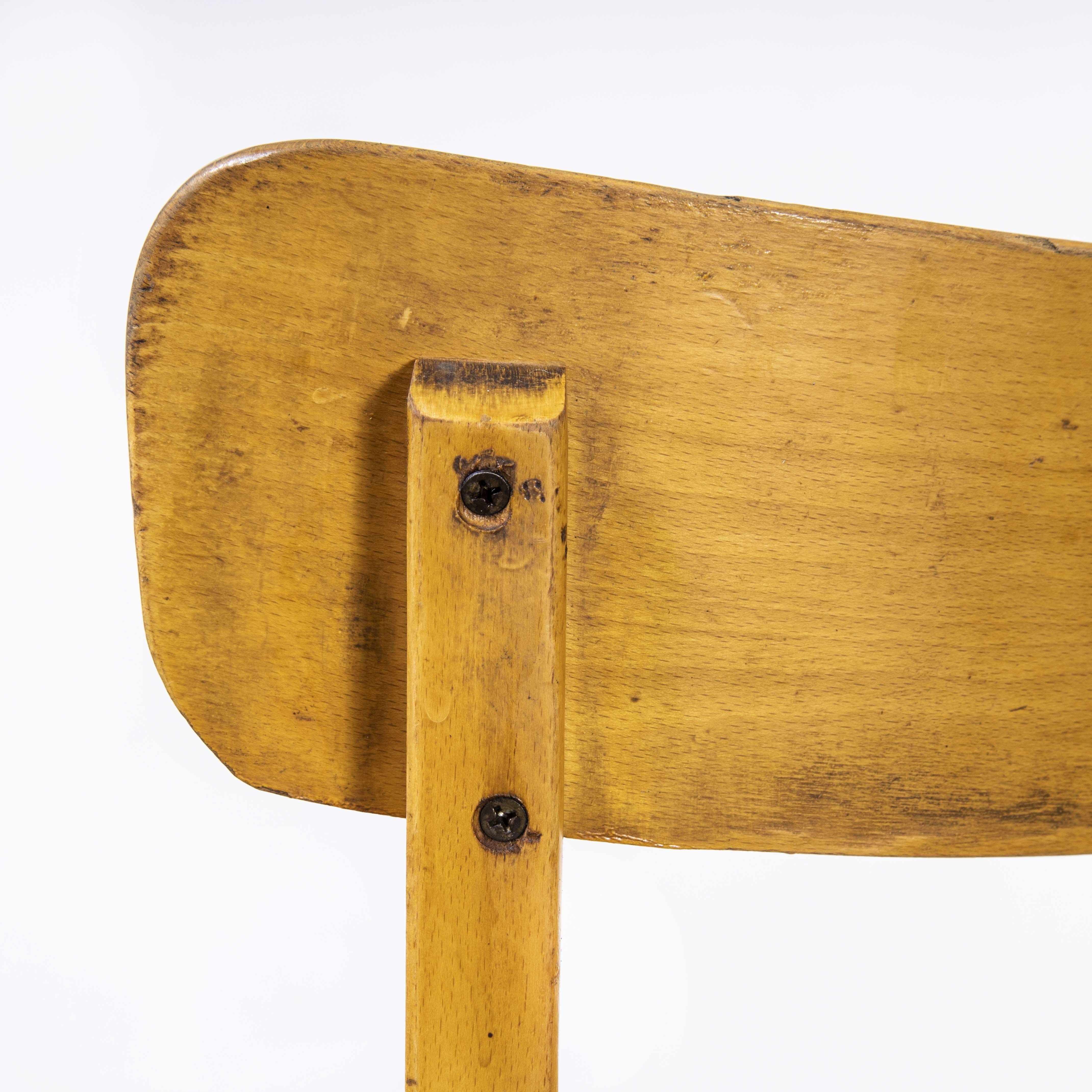 Français Chaise de salle à manger Baumann à dossier en bois cintré des années 1950, Honey, ensemble de quatre pièces en vente