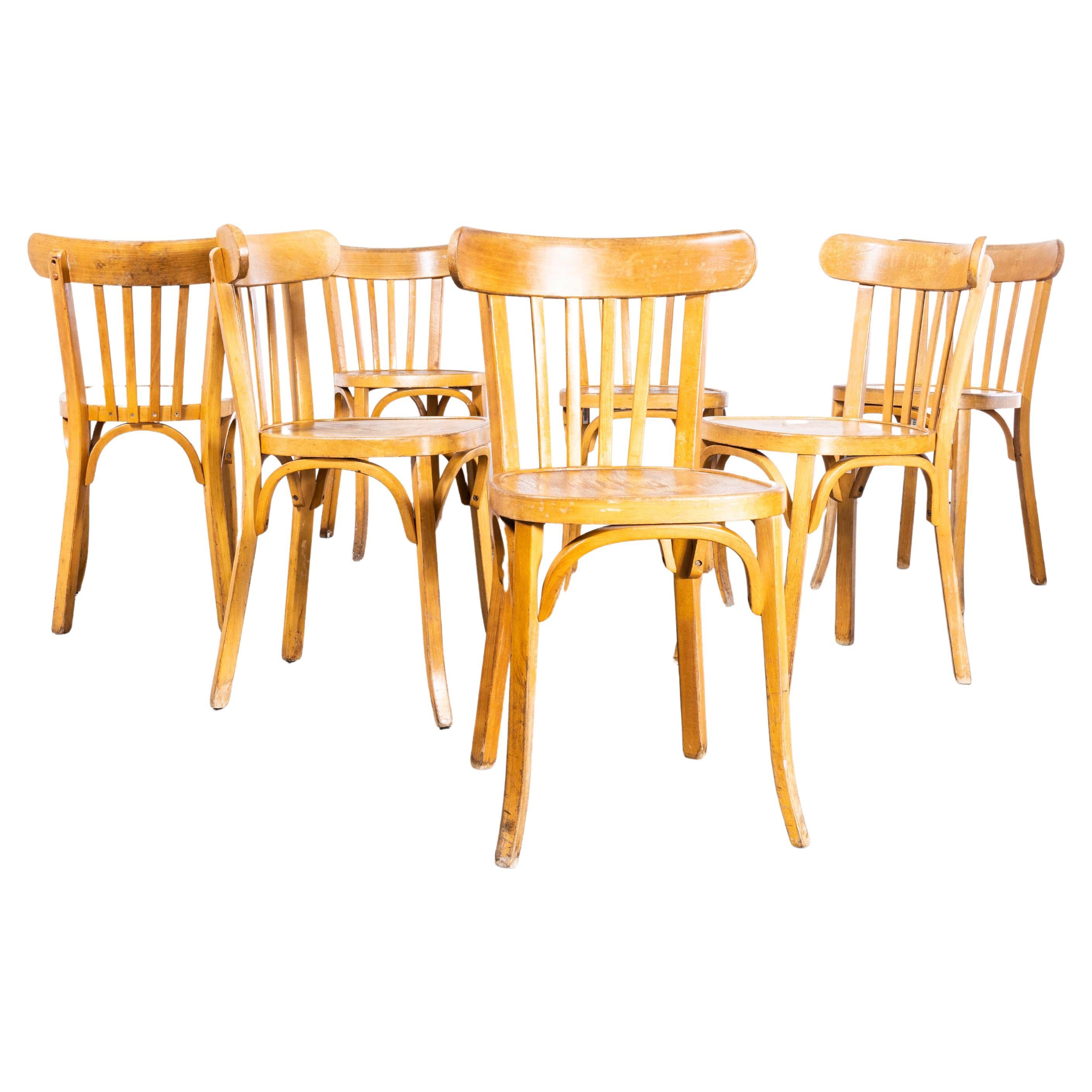 Chaise de salle à manger de café en bois blond Baumann des années 1950 - Ensemble de sept chaises