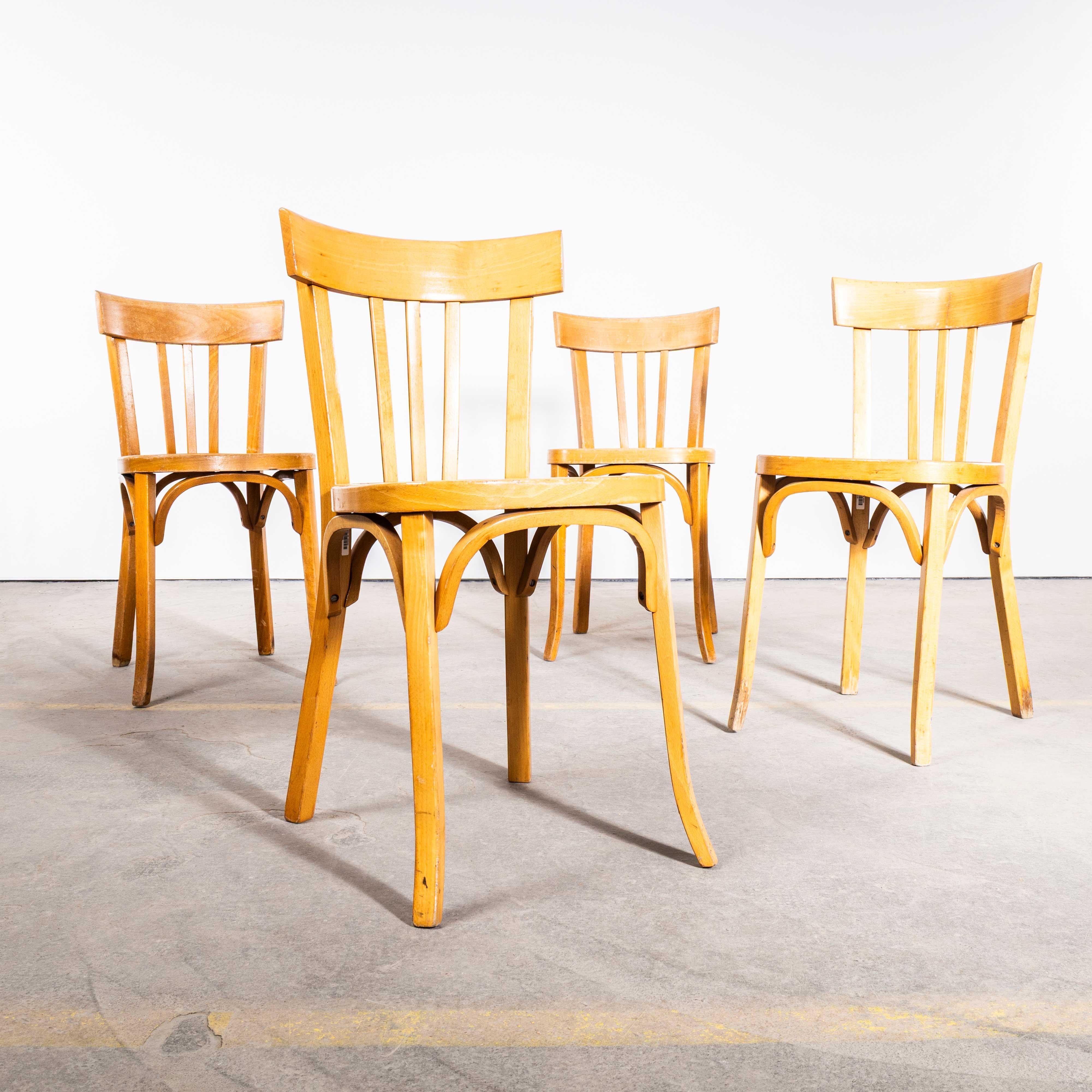 1950’s Baumann Blonde Oak Bentwood Dining Chair – Good Quantity Available (Buchenholz) im Angebot