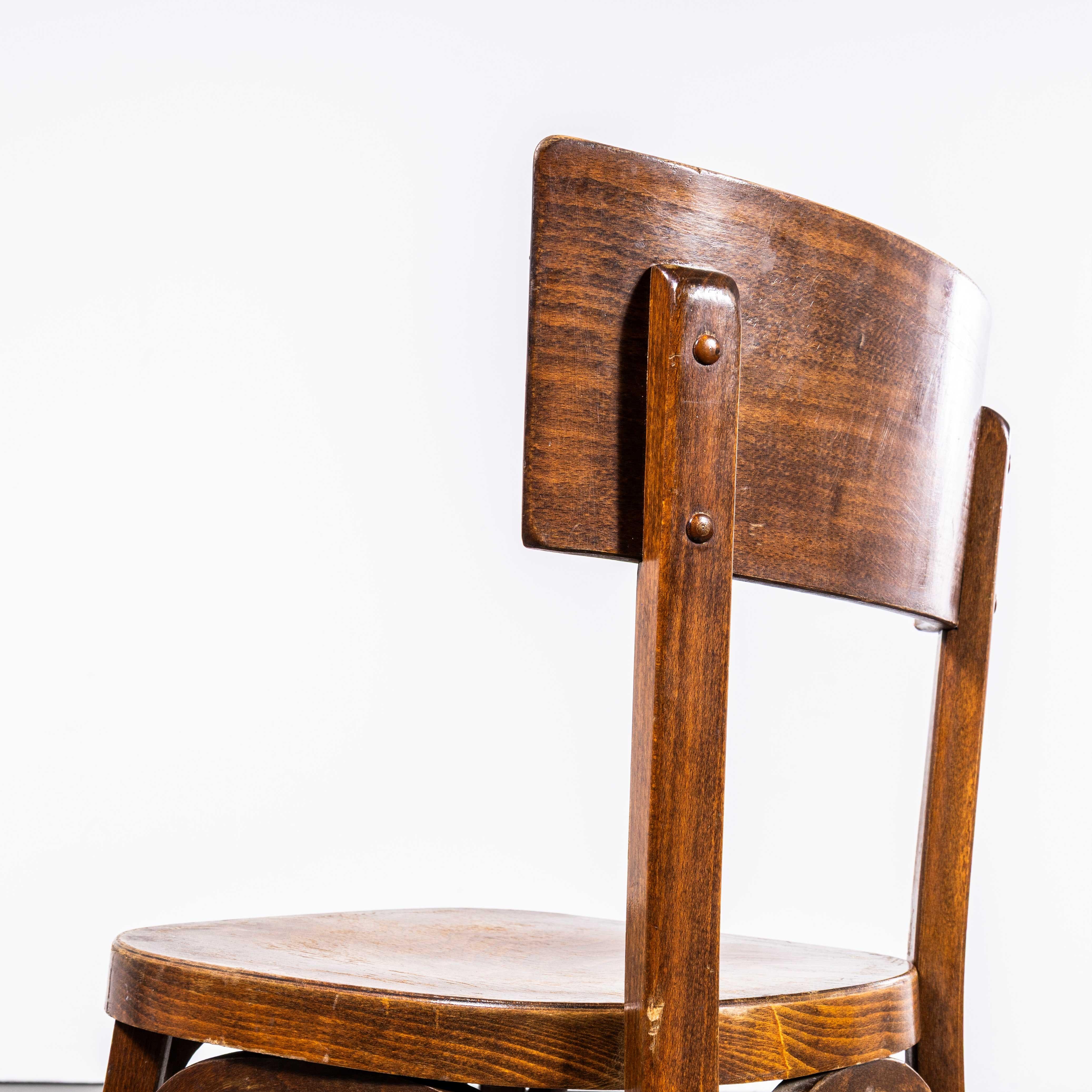 Sedia da pranzo Baumann con schienale profondo, anni '50, con schienale in miele - Set di sette in vendita 1