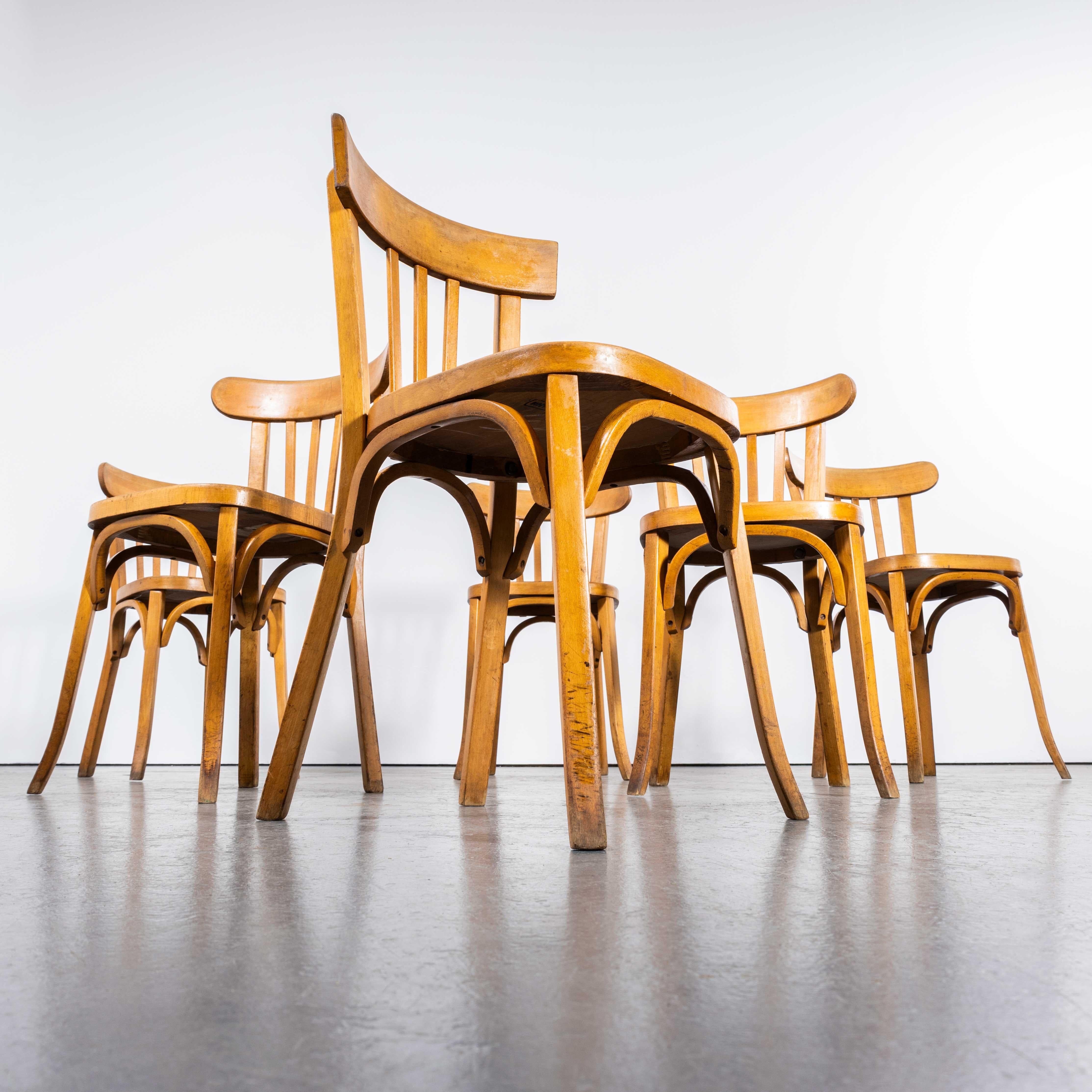 1950's Baumann Honey Bentwood Café Dining Chair - Set Of Six In Good Condition For Sale In Hook, Hampshire