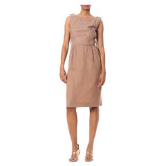 Abito anni '50 in chiffon di seta beige con corpetto incrociato