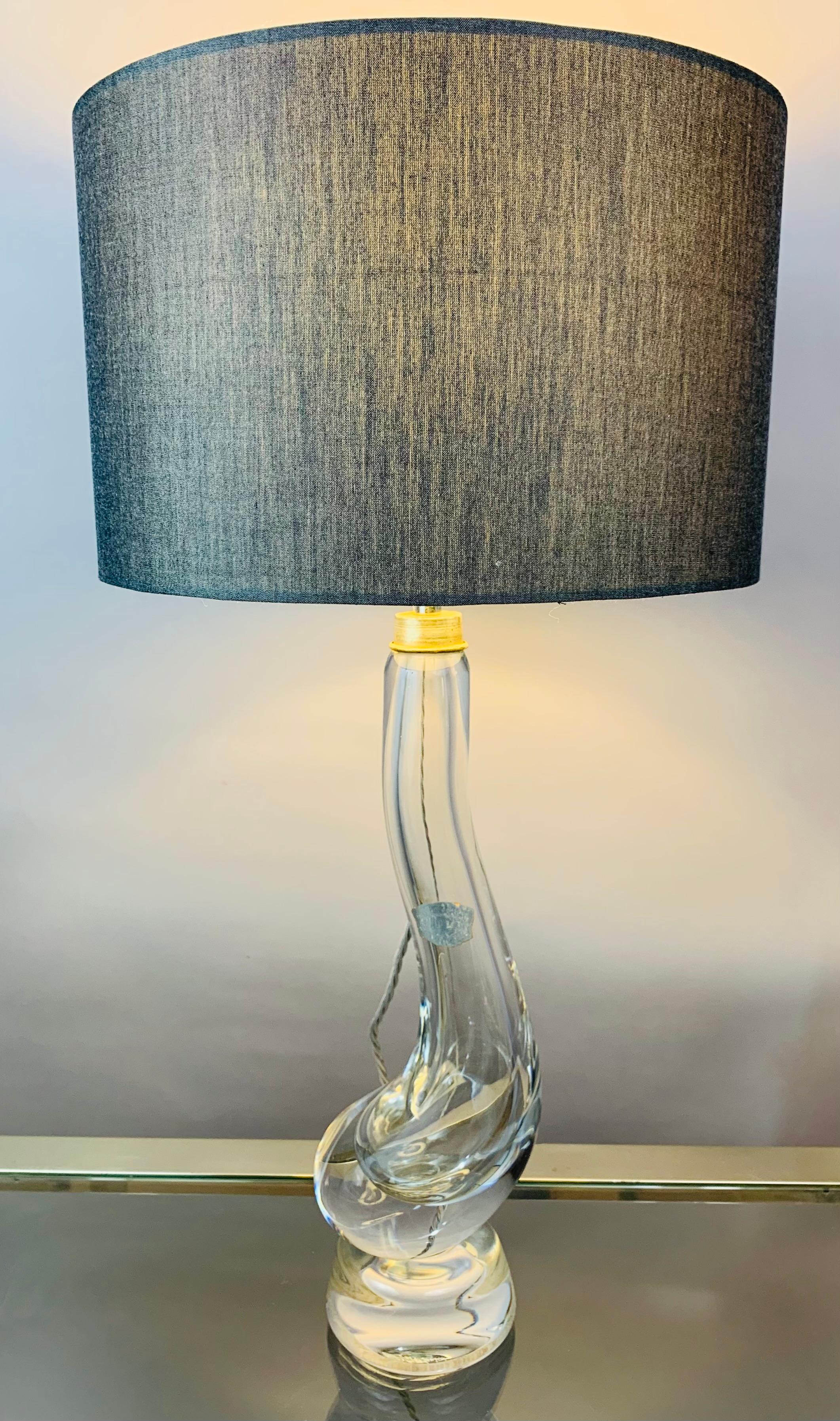 Métal Lampe de bureau « Swan » en verre soufflé à la main en cristal transparent du Val Saint Lambert, Belgique, années 1950 en vente
