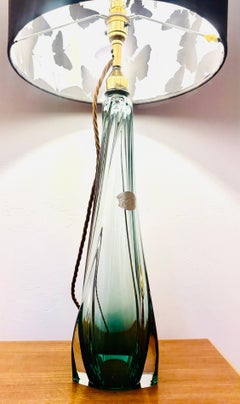 Lampada da tavolo affusolata in vetro verde e cristallo trasparente di Val Saint Lambert del 1950 in Belgio