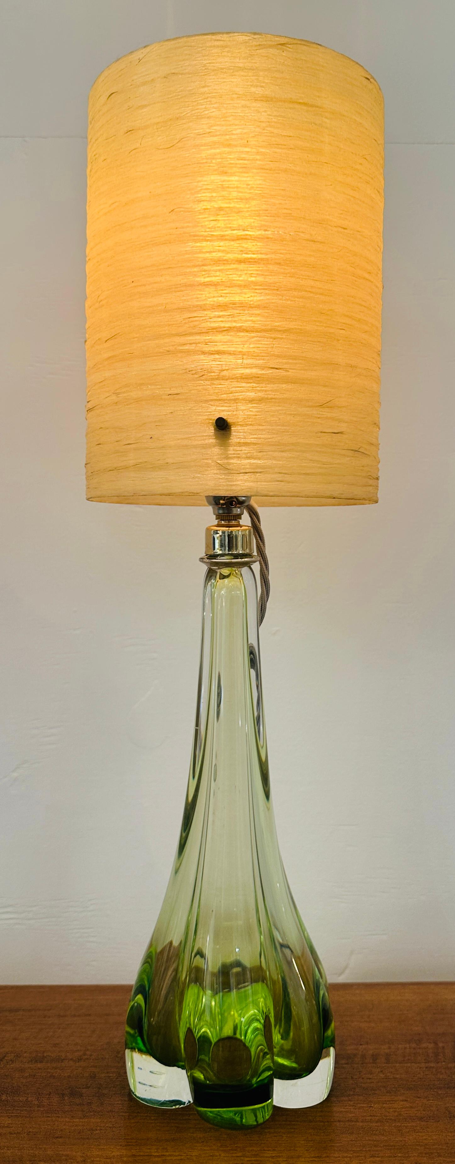 Belge 1950s Belgium Val St Lambert Lime Green Indented Crystal Glass Table Lamp Base en vente