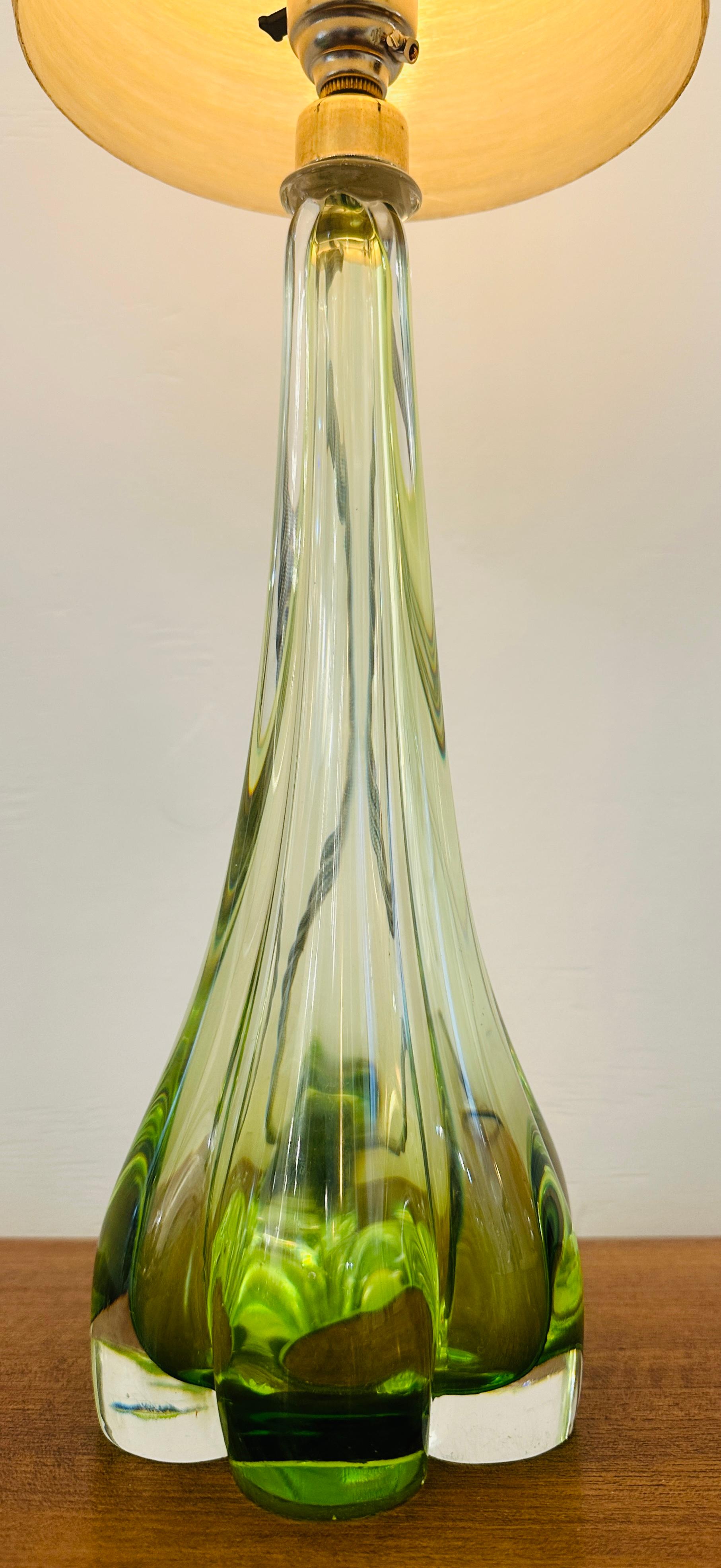 1950s Belgium Val St Lambert Lime Green Indented Crystal Glass Table Lamp Base Bon état - En vente à London, England