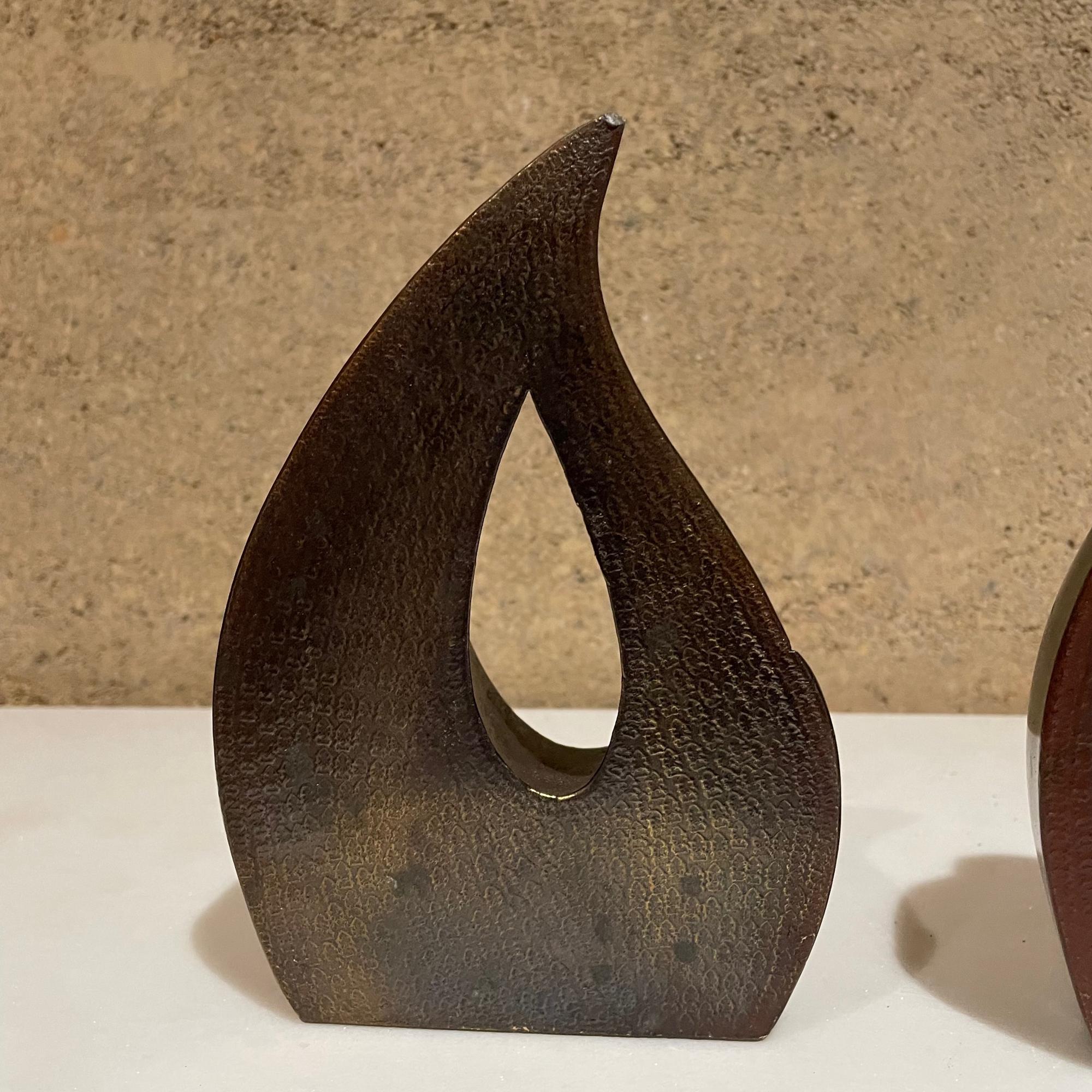 1950s Ben Seibel Modern Brass Bookends Sculptural Tear Drop Flame 1