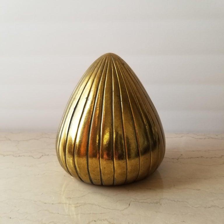Mid-Century Modern 1950s Ben Seibel Clamshell Brass Bookend Jenfred-Ware For Sale