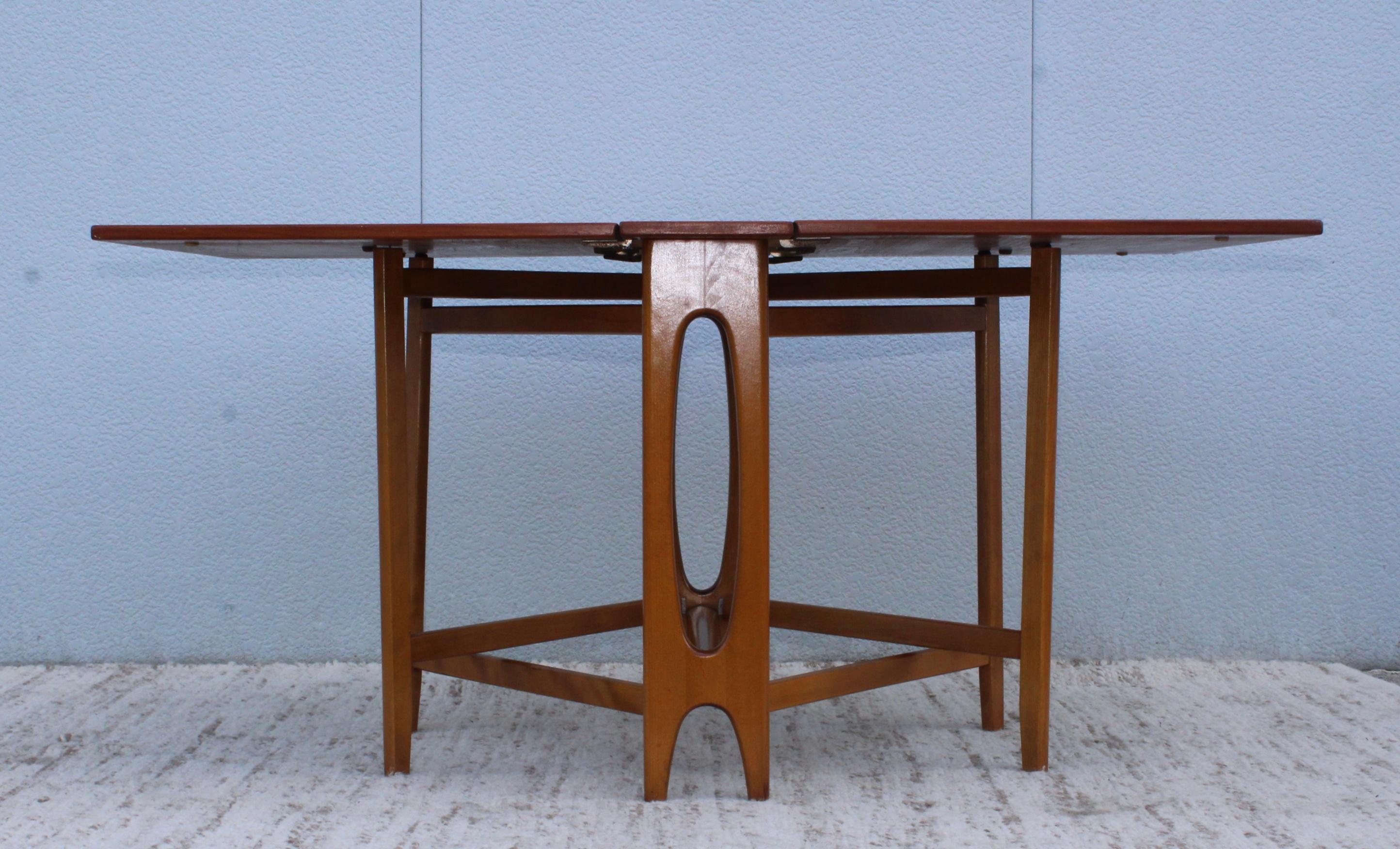 1950s Bendt Winge Teak Folding Dining Table In Good Condition In New York, NY
