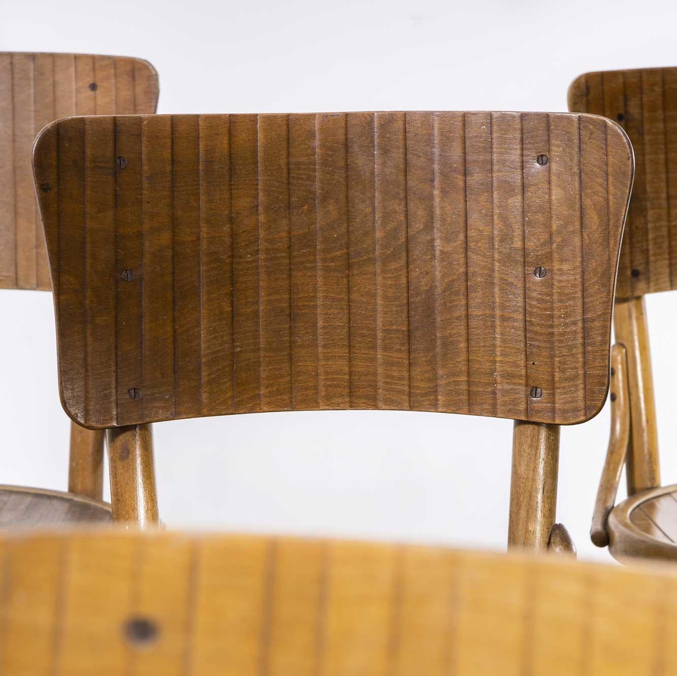 Chaises de salle à manger Debrecen en bois cintré des années 1950, ensemble de huit en vente 3