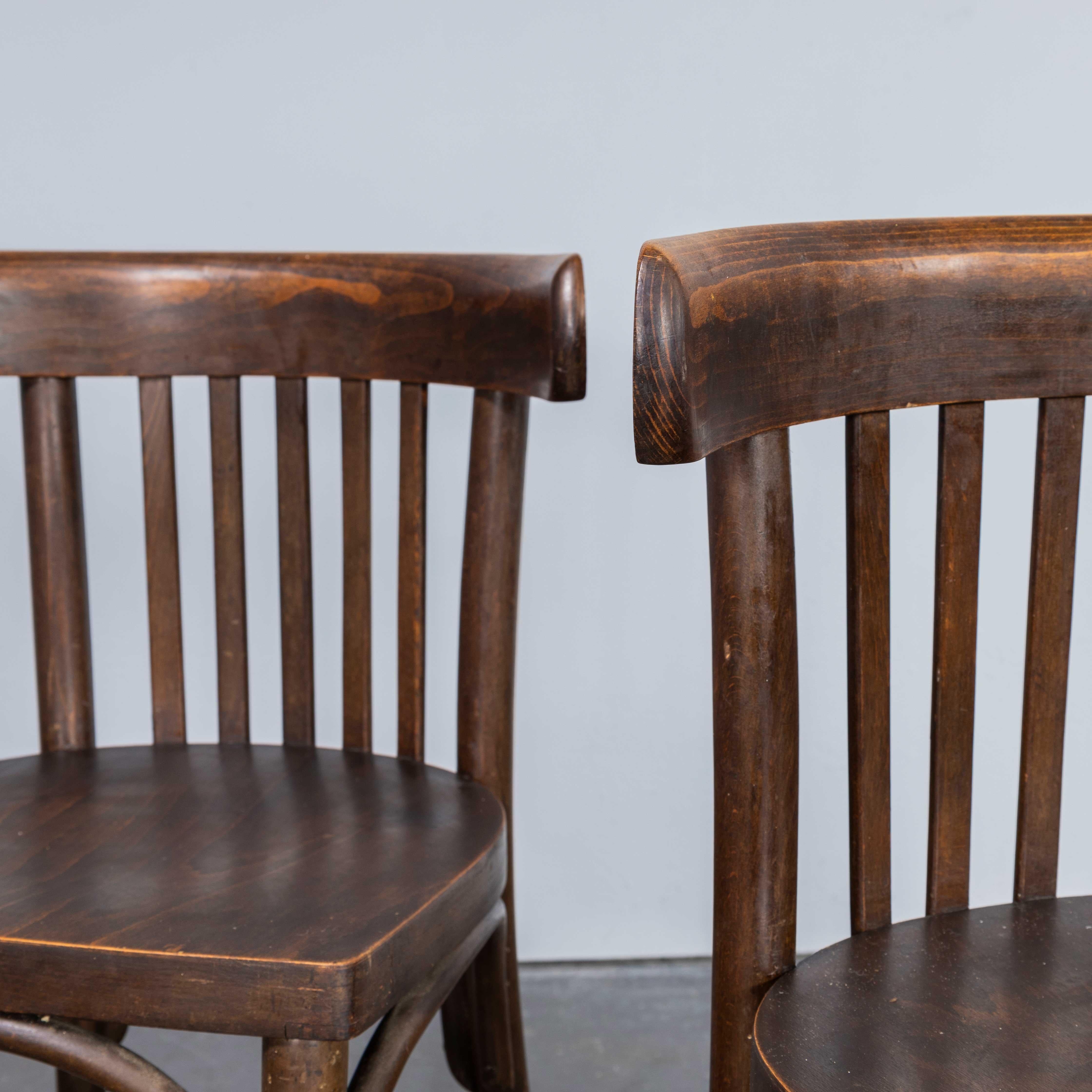 1950's Bentwood Debrecen Walnut Dining Chairs - Set Of Ten

1950's Bentwood Debrecen Walnut Dining Chairs - Set Of Ten. Good set by the Hungarian producer Debrecen it is hard to be precise about the origin of these chairs as little history is known,
