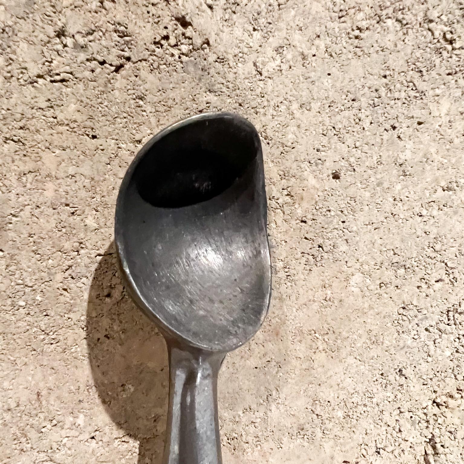 ice cream scoop old fashioned