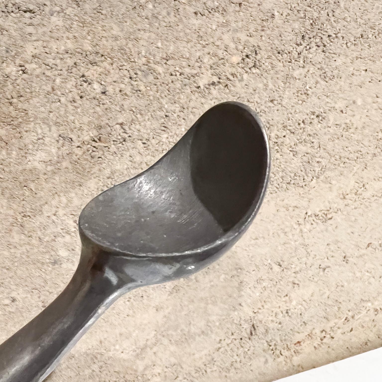 Mid-20th Century 1950s Best Original Roldip Ice Cream Scoop Modern Airstream Style USA For Sale