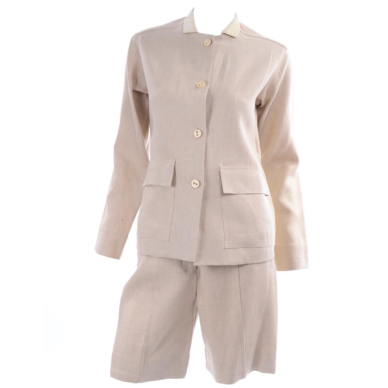 This 1950's Bill Atkinson vintage linen 2 piece short outfit looks as if it was never worn.   The linen fabric is outstanding and it is unbelievable that this ensemble was designed almost 70 years ago!   The high waisted shorts have  side slit