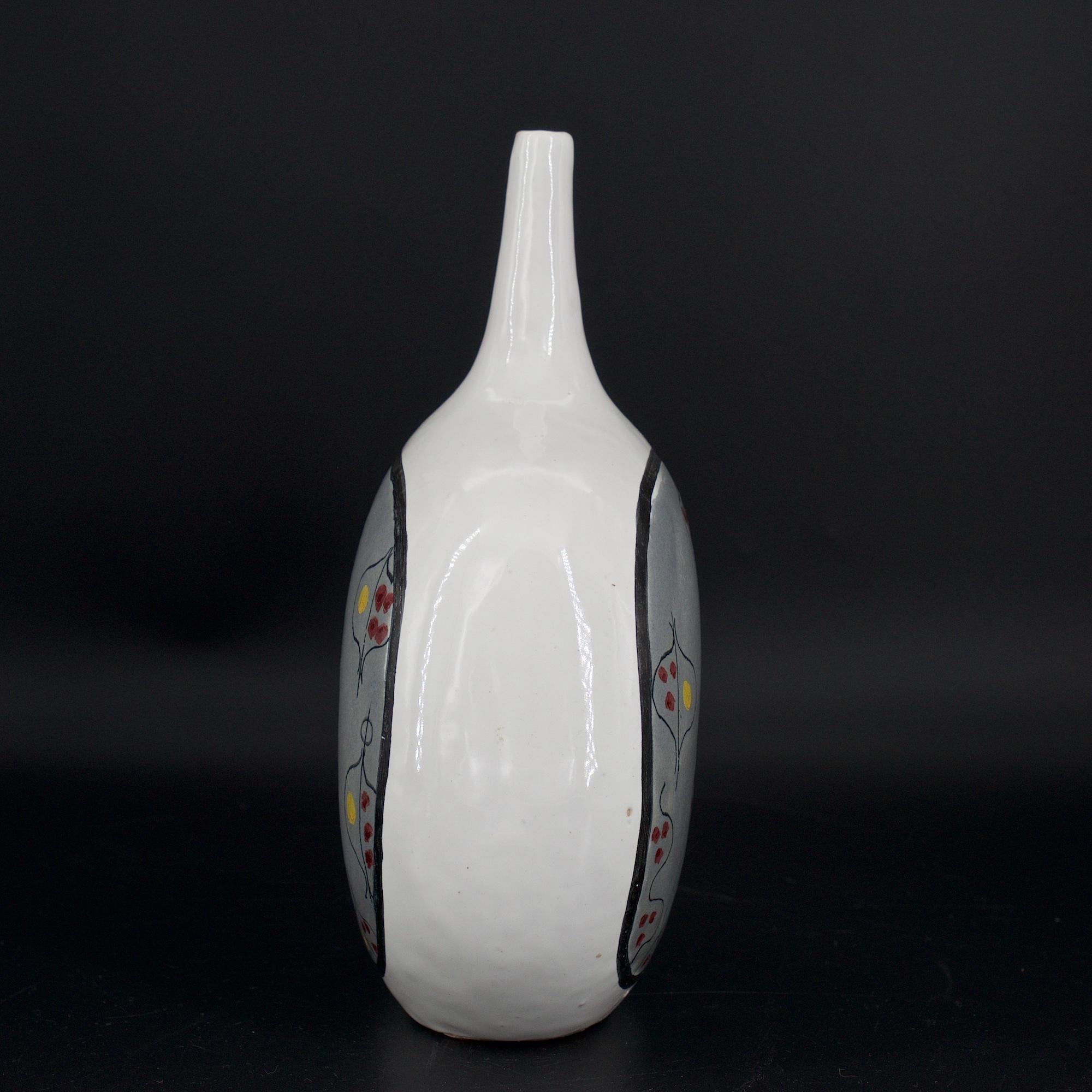 raymor pottery vase