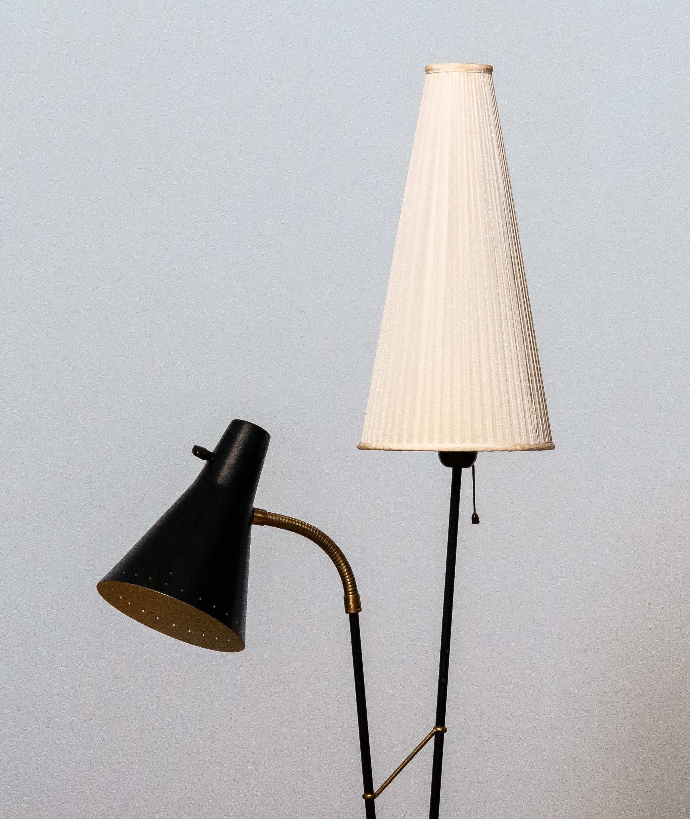 1950's, Black and Brass Floor / Reading Lamp by Hans Bergström for Ataljé Lyktan For Sale 3