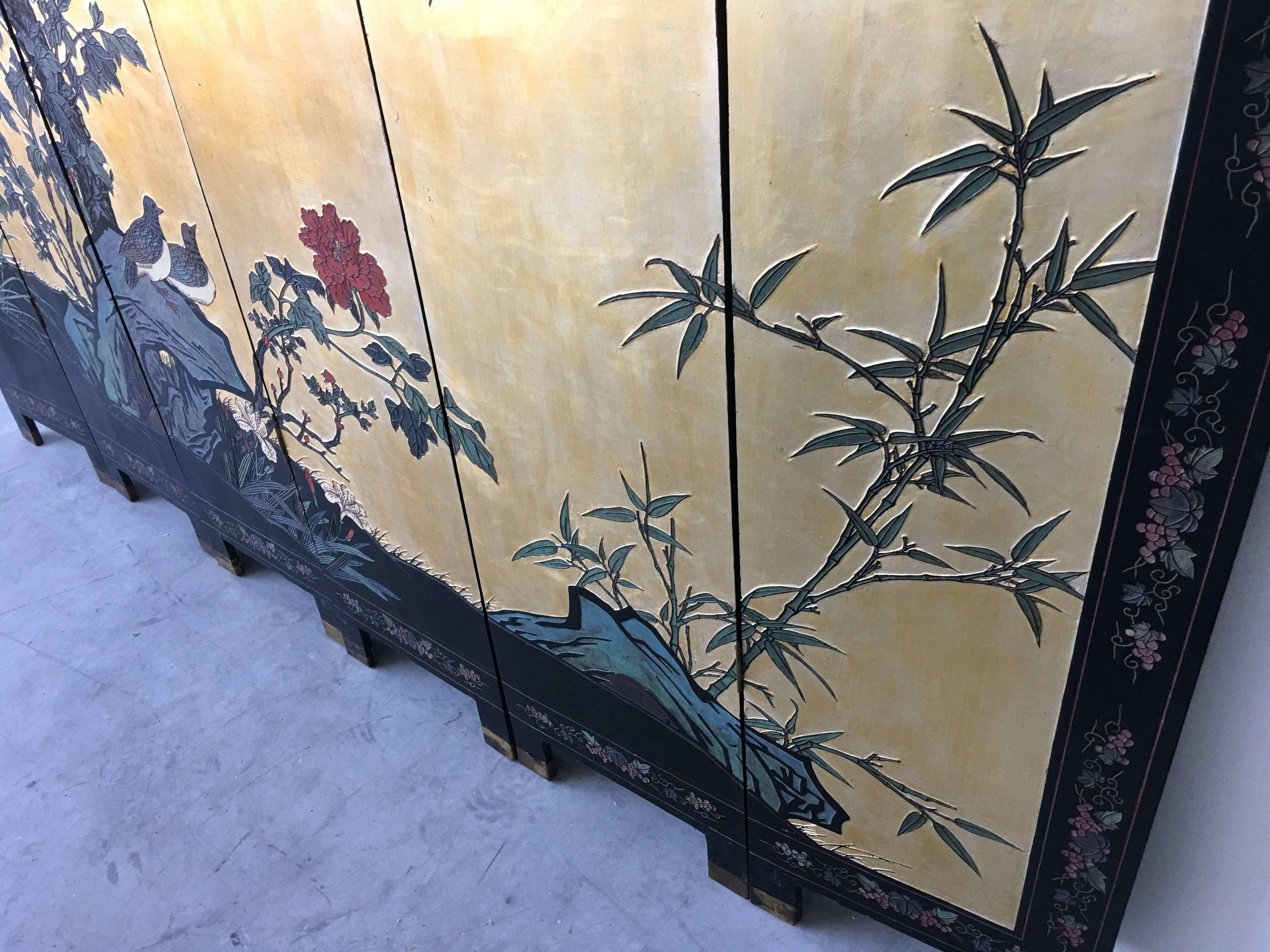 1950s Black and Gold Cherry Blossom Six-Panel Room Divider Screen In Good Condition For Sale In Richmond, VA