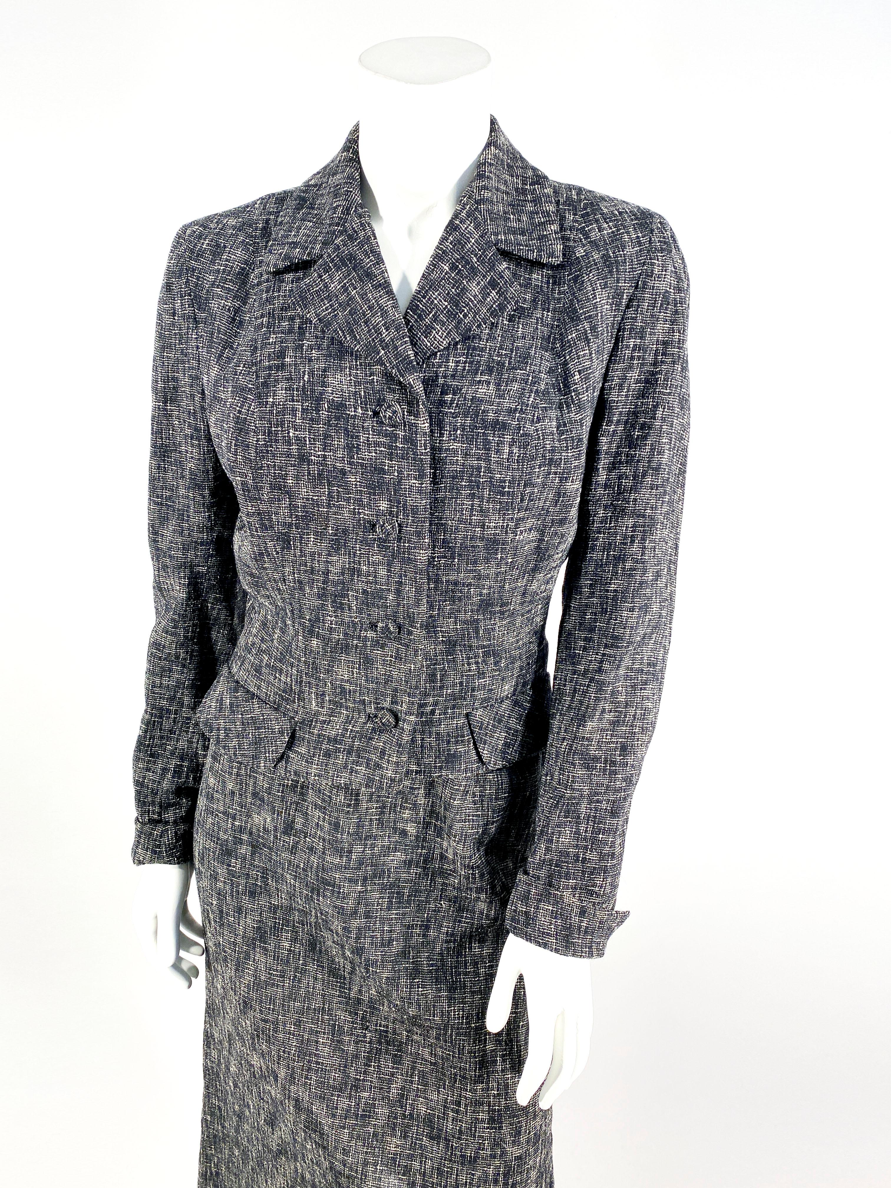 1950s Black and Grey Flecked Suit In Good Condition For Sale In San Francisco, CA