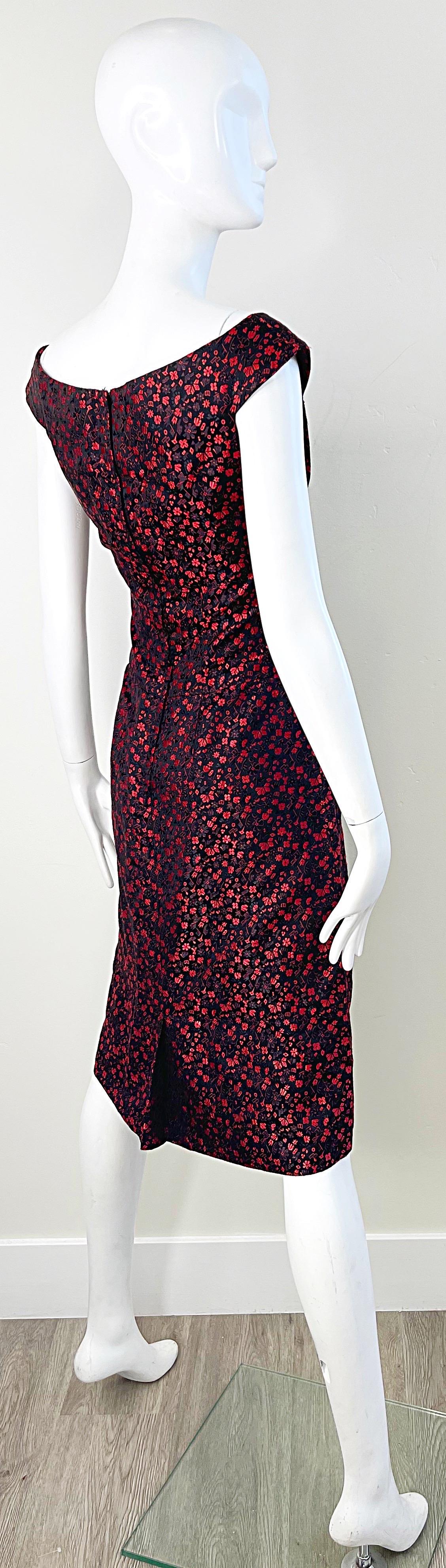 1950s Black and Red Silk Brocade Flower Print Off Shoulder Vintage 50s Dress In Excellent Condition For Sale In San Diego, CA