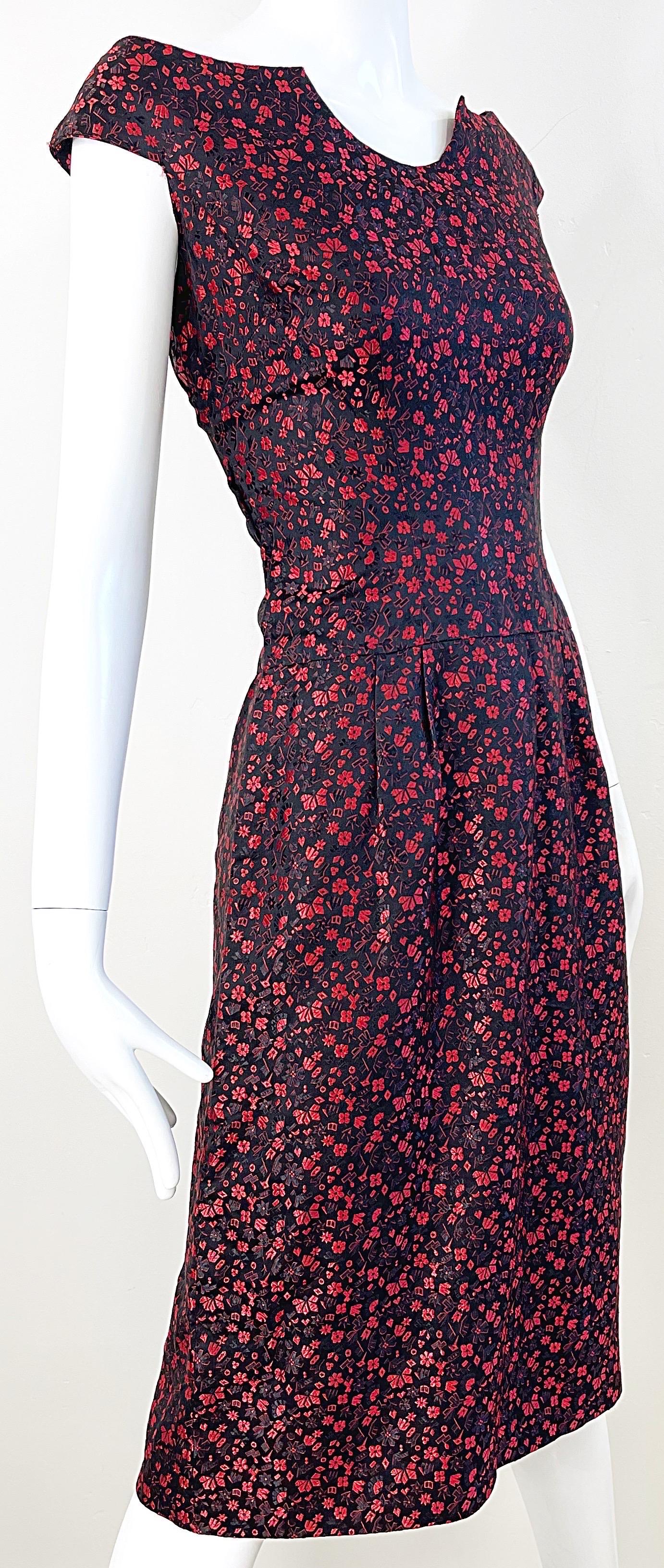 1950s Black and Red Silk Brocade Flower Print Off Shoulder Vintage 50s Dress For Sale 3