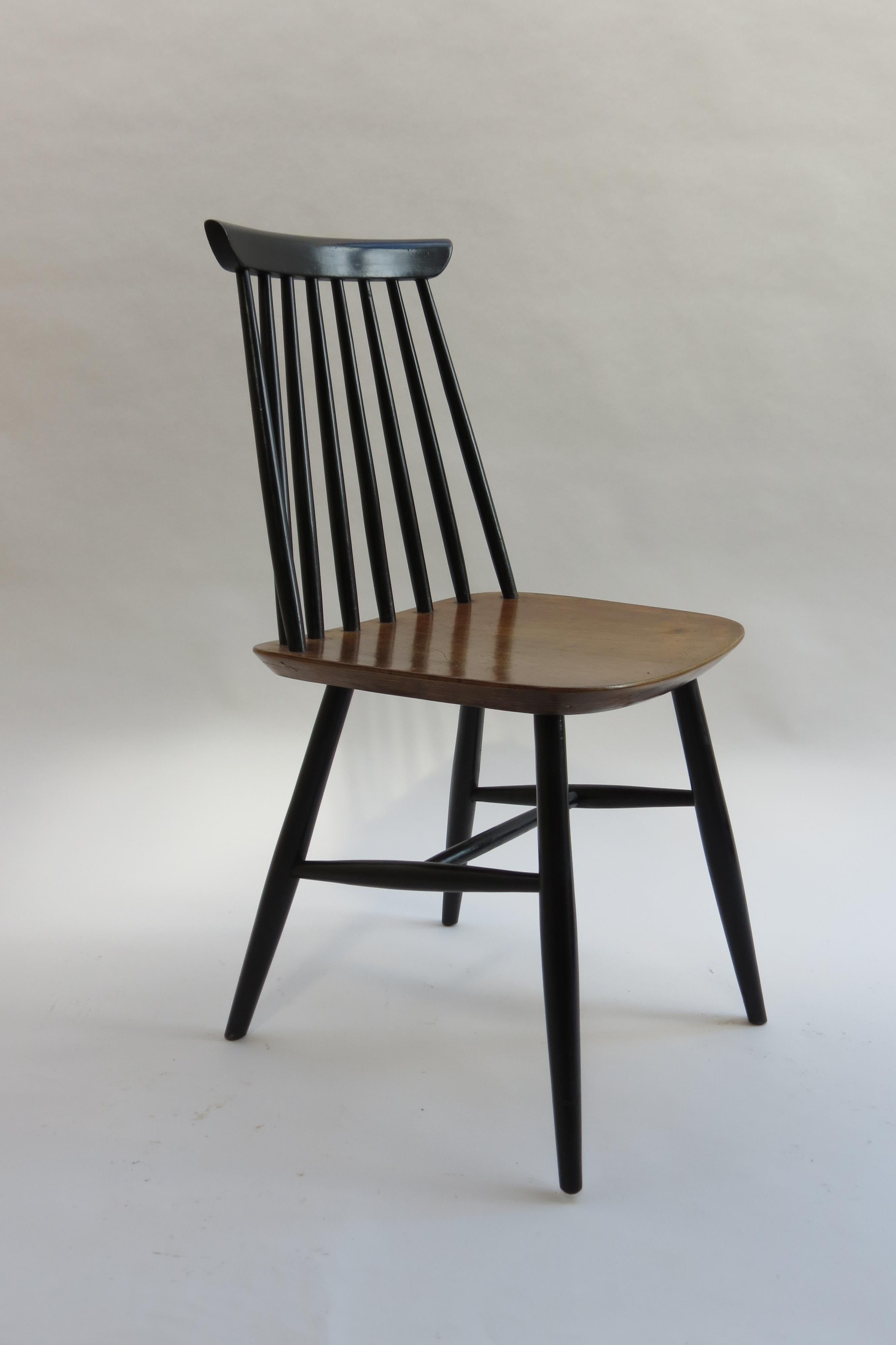 Mid-Century Modern 1950s Black and Walnut Dining Chair in the Style of Imari Tapiovaara For Sale