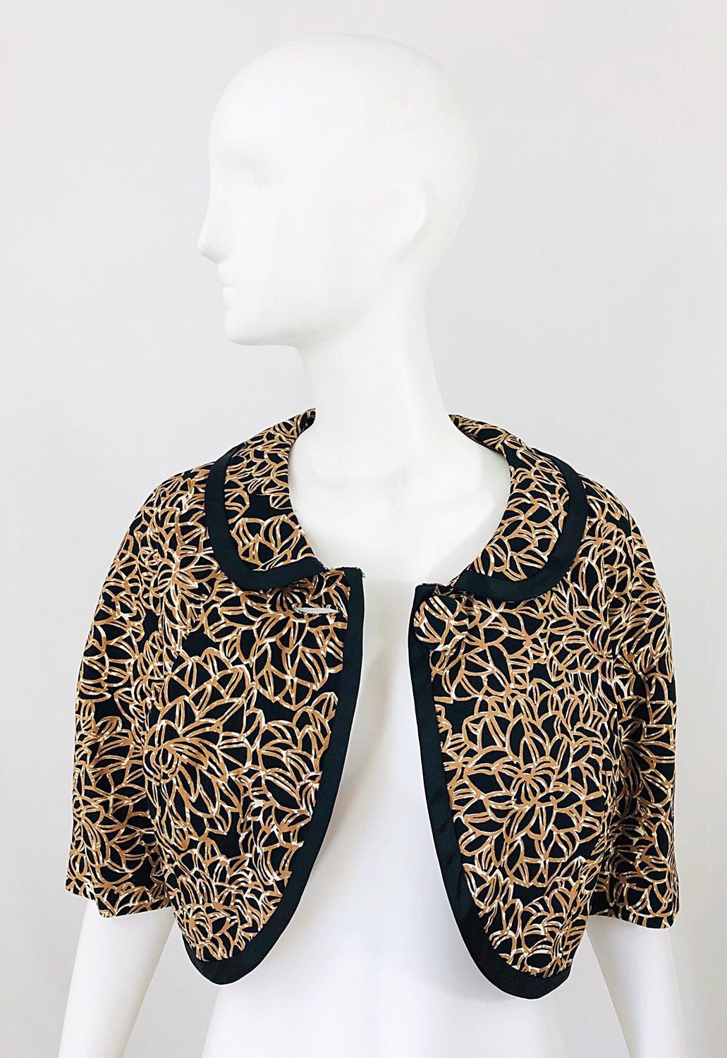 1950s Black + Brown + Ivory Abstract Flower Print Vintage 50s Cropped Jacket  In Excellent Condition In San Diego, CA
