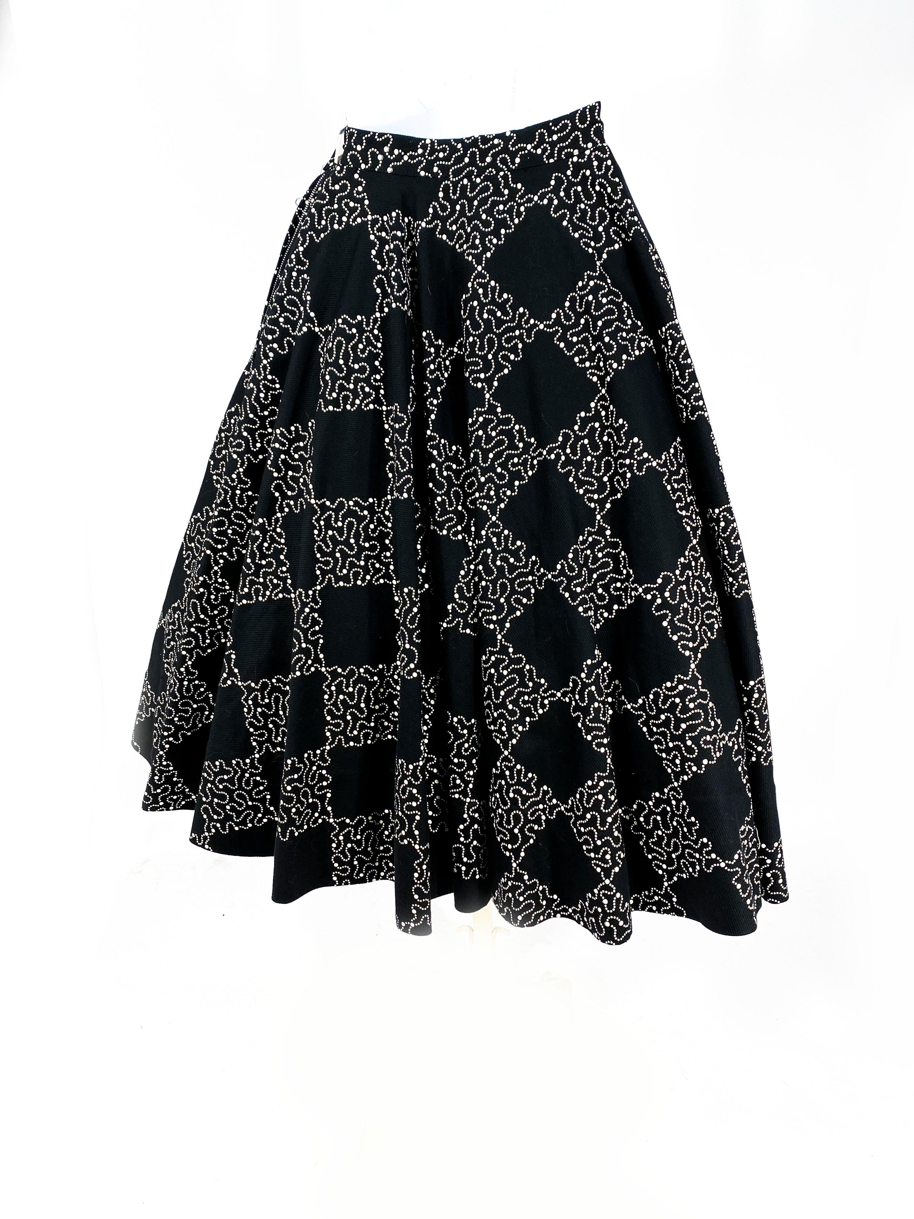1950s black skirt