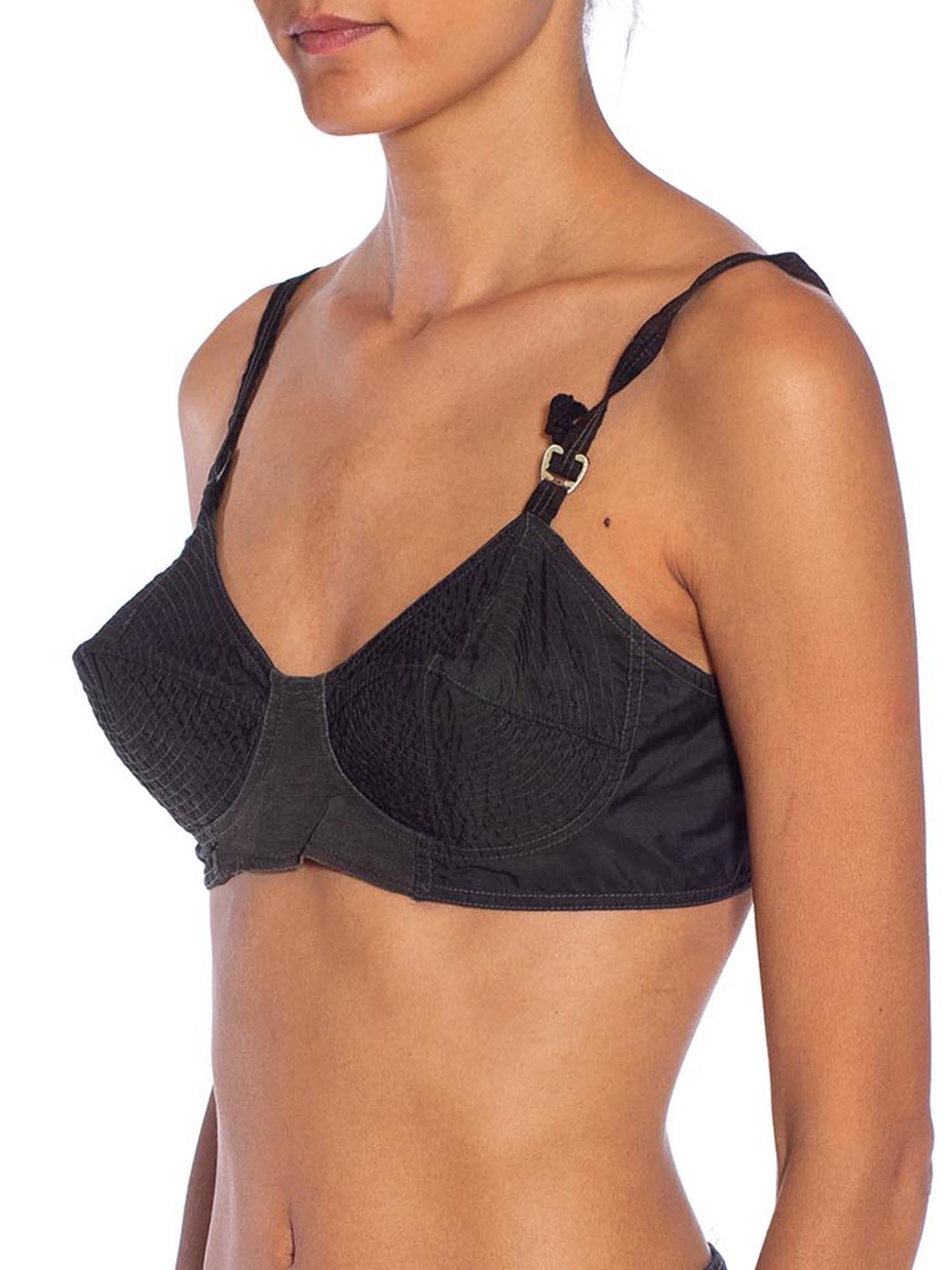 Women's 1950S Black Cotton Bullet Bra For Sale