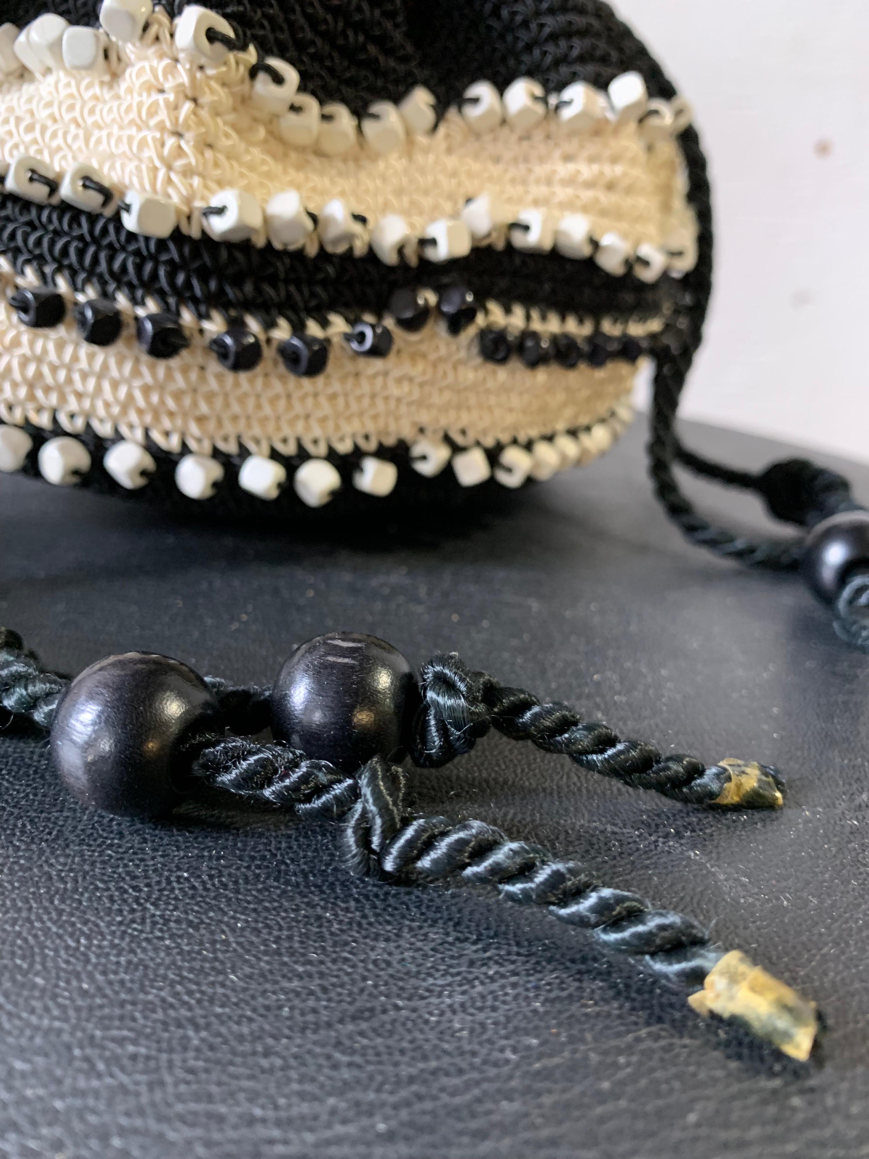 1950s Black & Cream Crochet Drawstring Pouch Handbag W Stripes & Square Beads For Sale 1