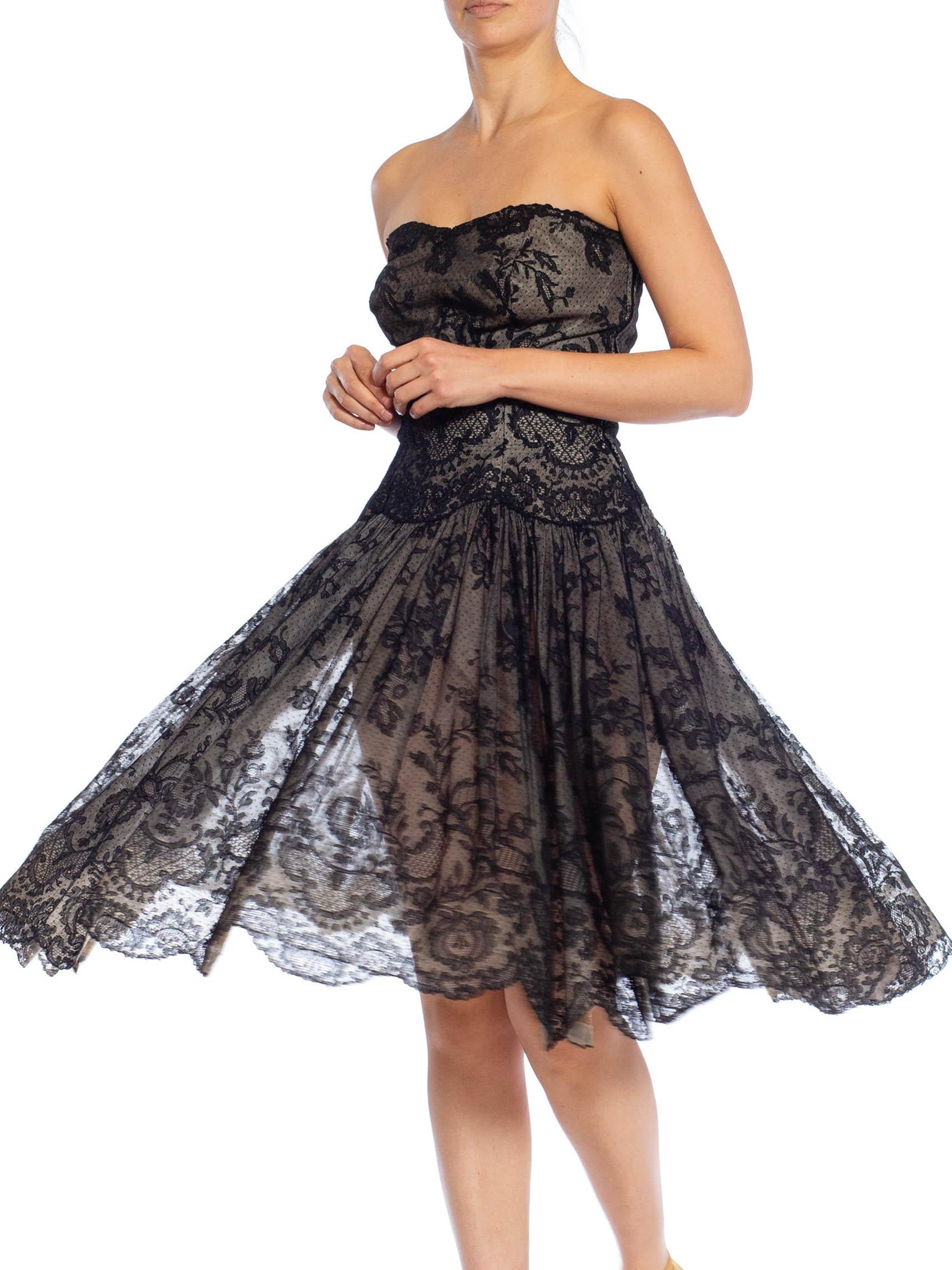 1950S Black Floral Lace Strapless Fit & Flare Cocktail Dress From Paris In Excellent Condition For Sale In New York, NY