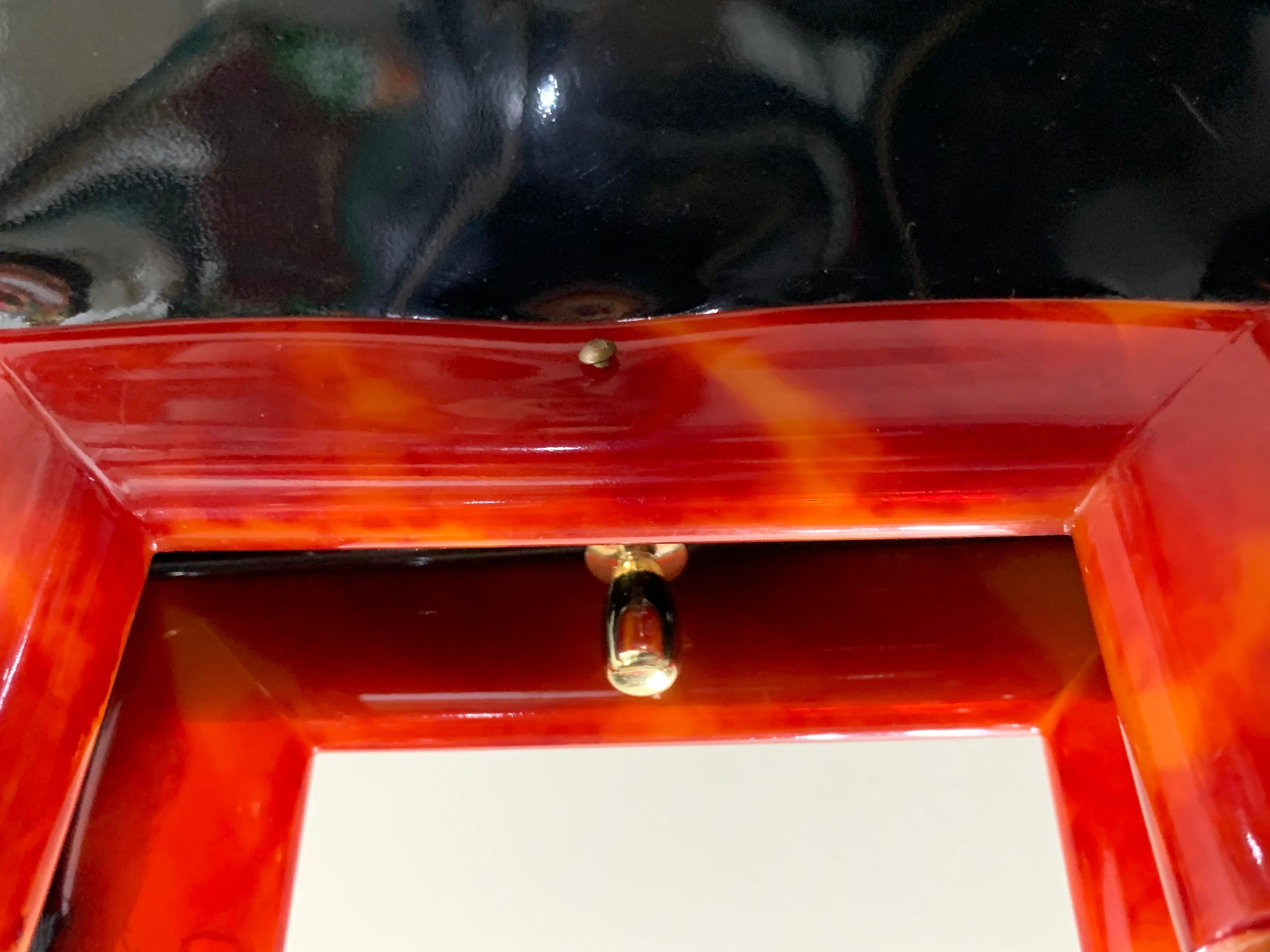 Borsa anni '50 in vernice nera lucida con manici e cornice in finto guscio di tartaruga in vendita 3
