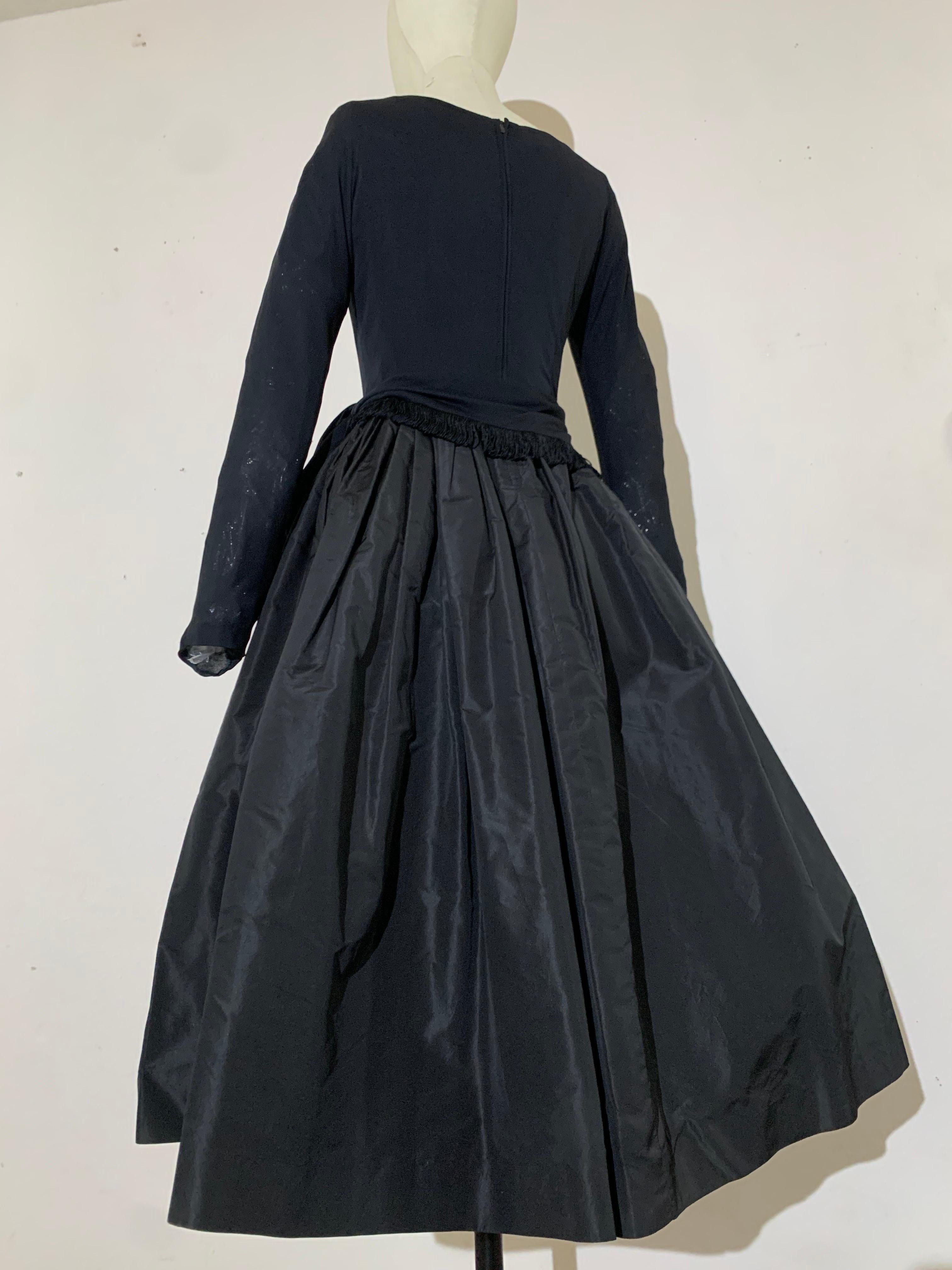 1950s Black Jersey & Taffeta Dress w Fringed Dropped-Waist Bodice & Circle Skirt For Sale 3