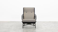 Chaise longue en bois laqué noir et tapisserie neuve de Claude Vassal, années 1950