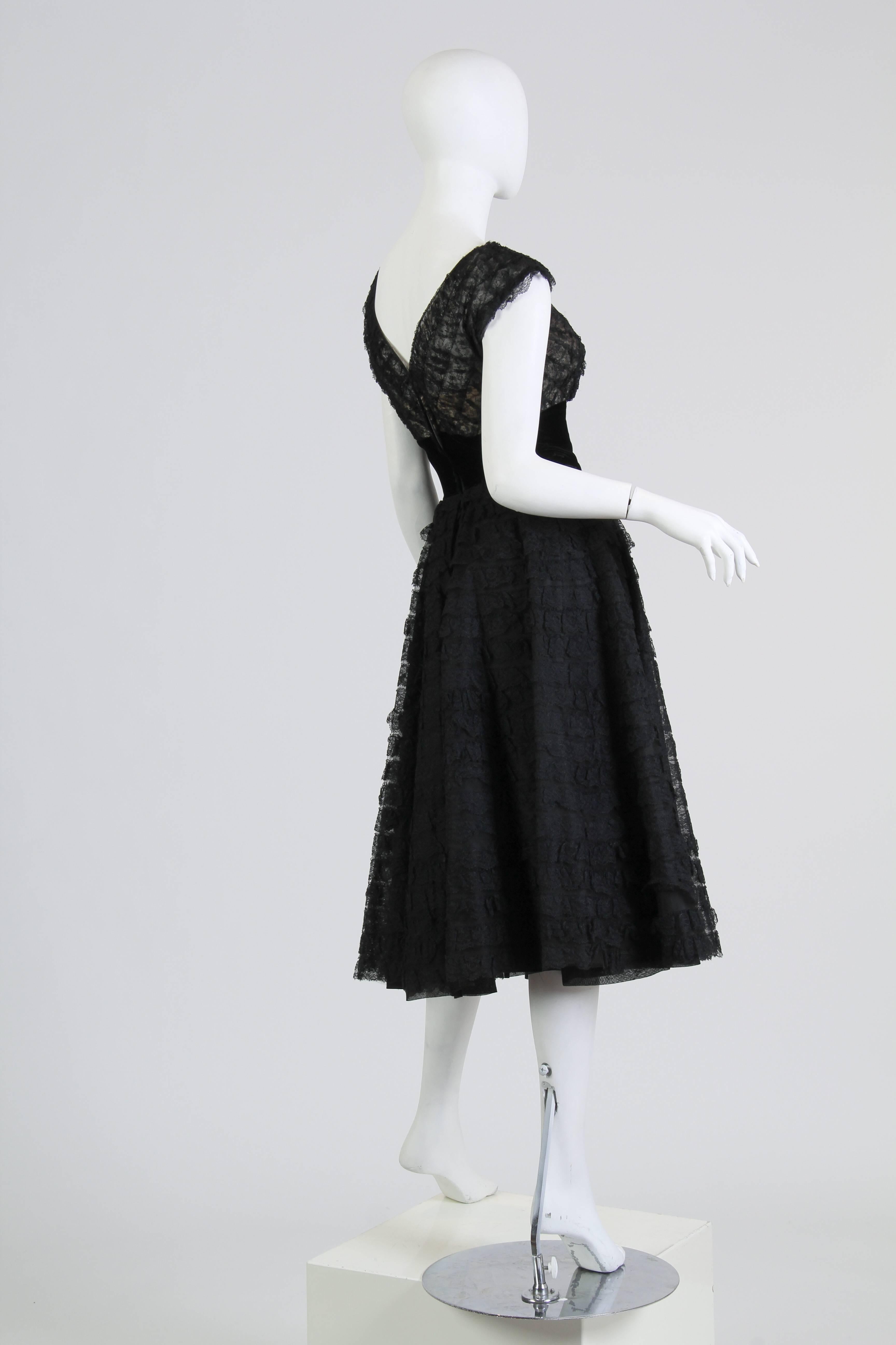 1950S Black Rayon & Silk Lace Ruffled Fit Flare Swing Skirt Cocktail Dress For Sale 3